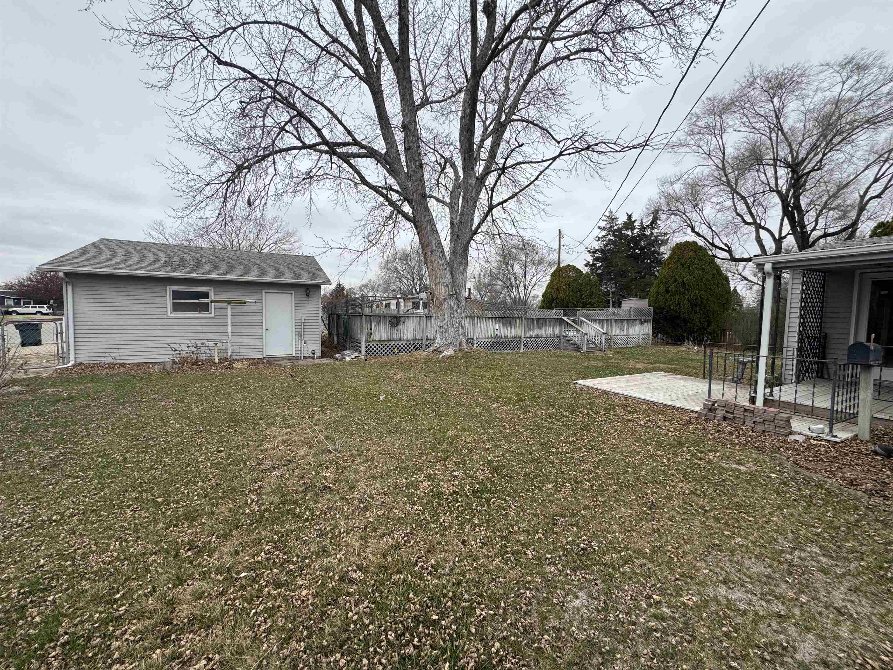 1702 N Sheridan Avenue