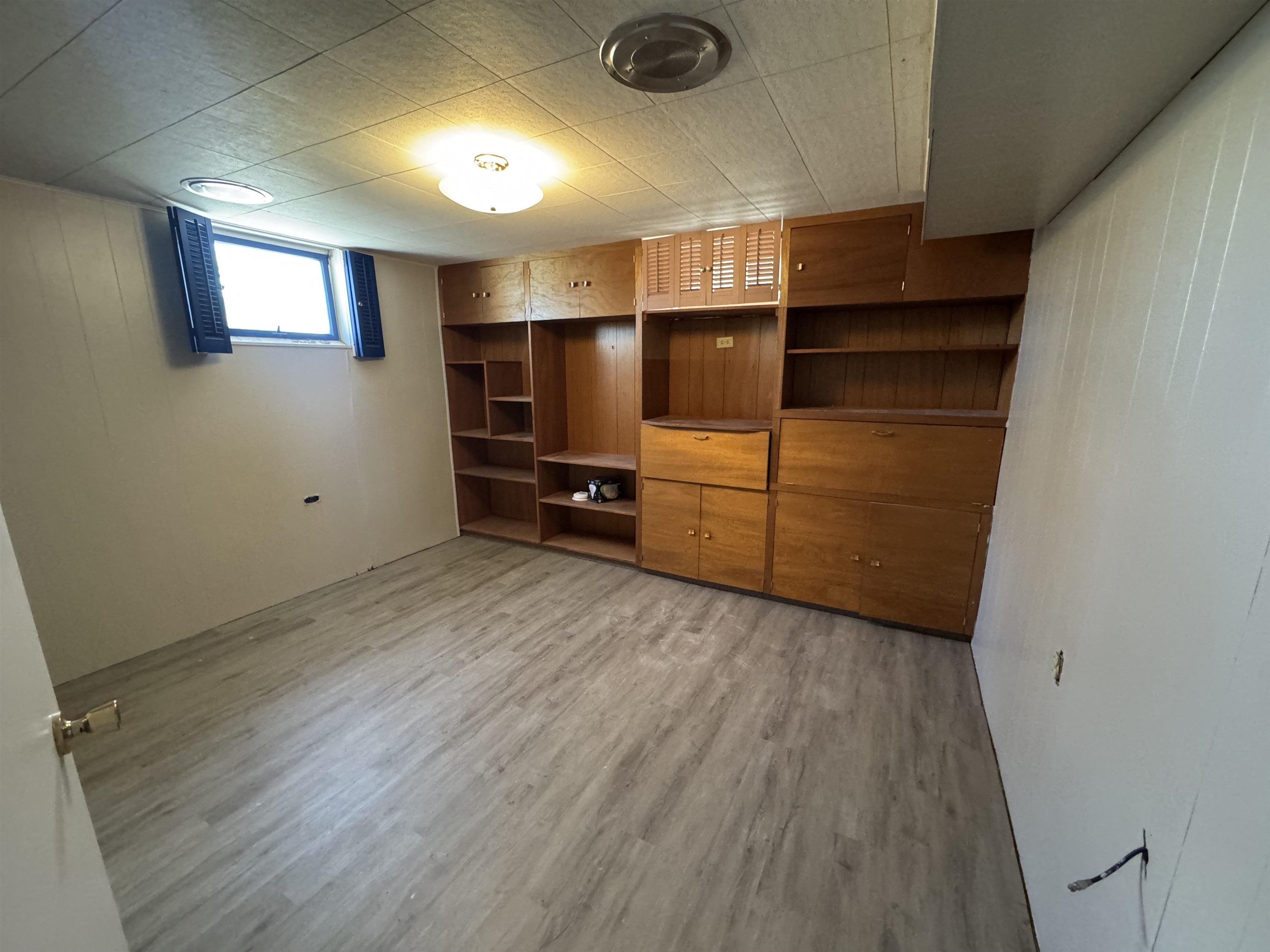 705 W 7th Street