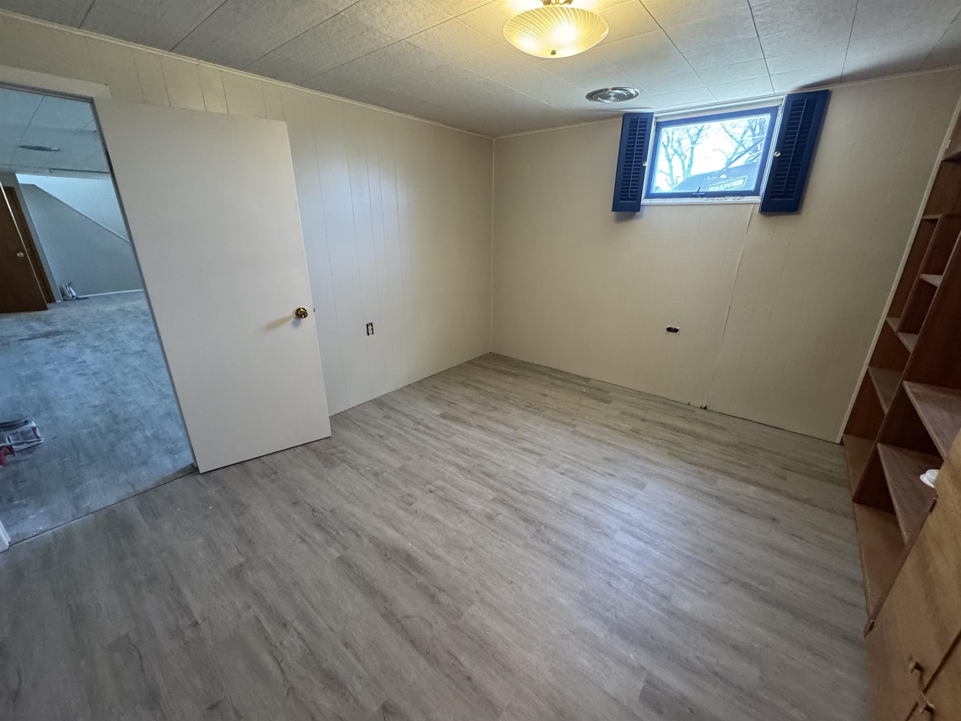 705 W 7th Street