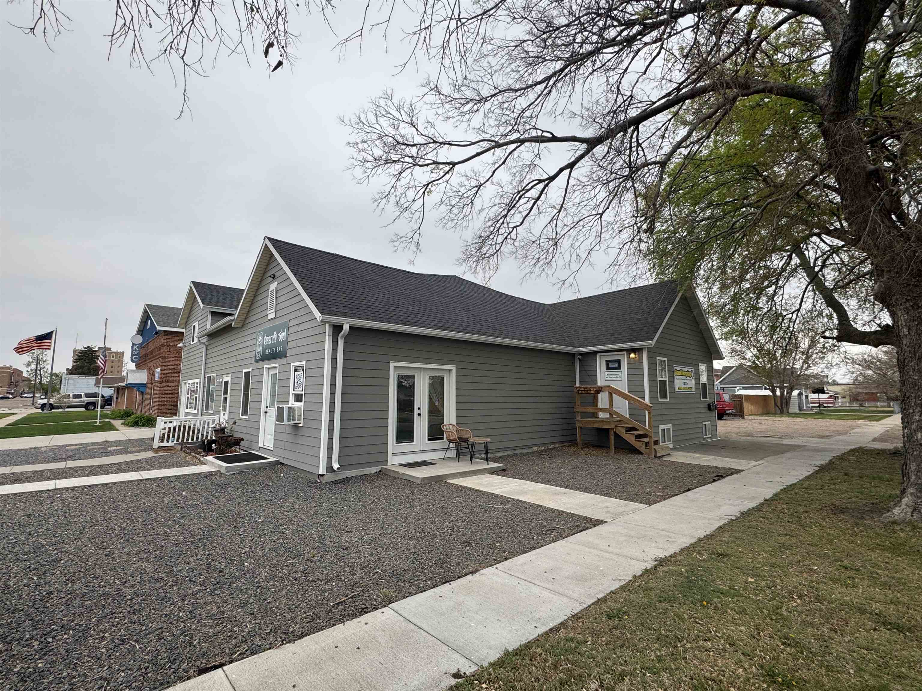 521 E 5th Street