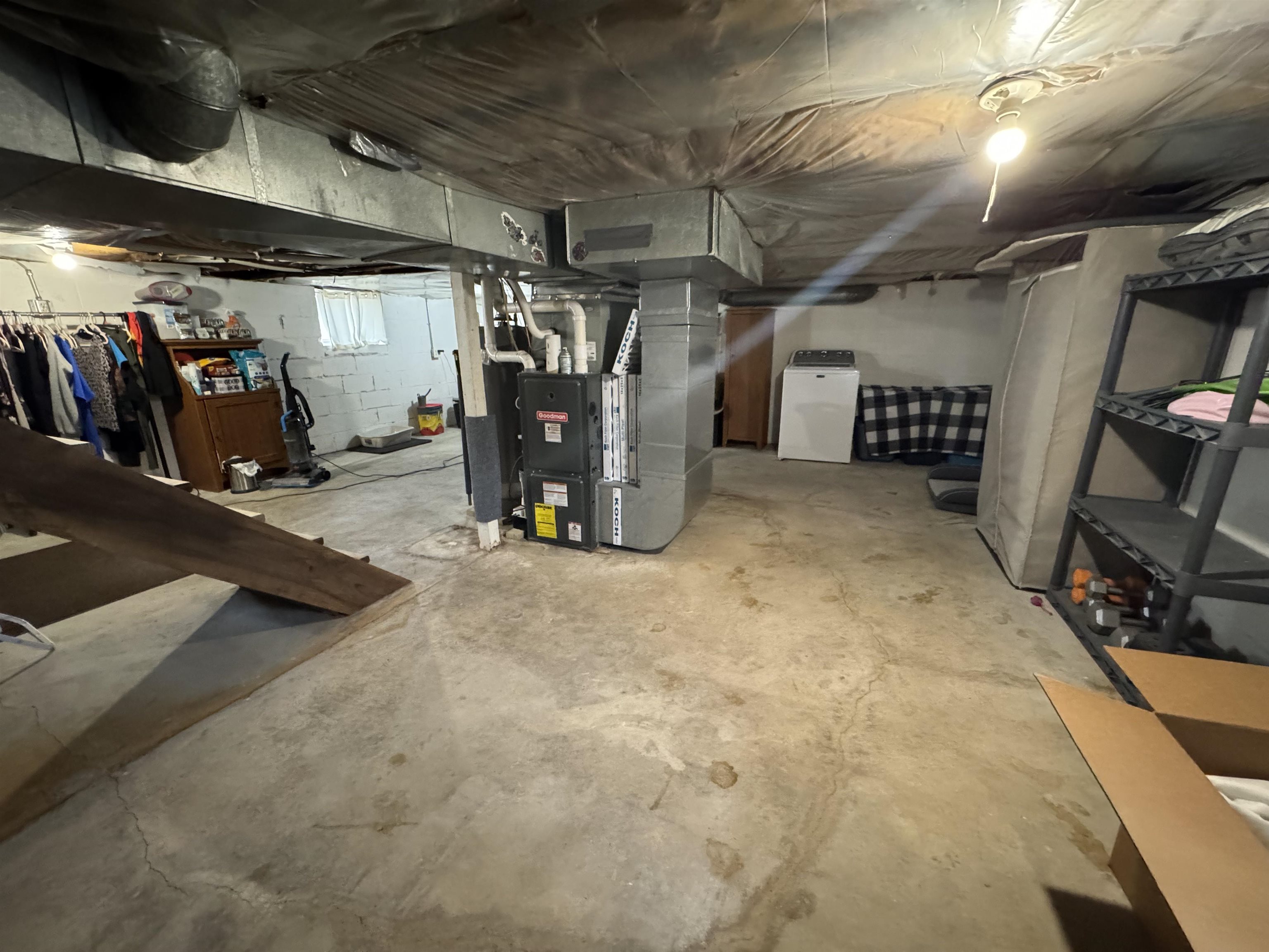 803 E 9th Street