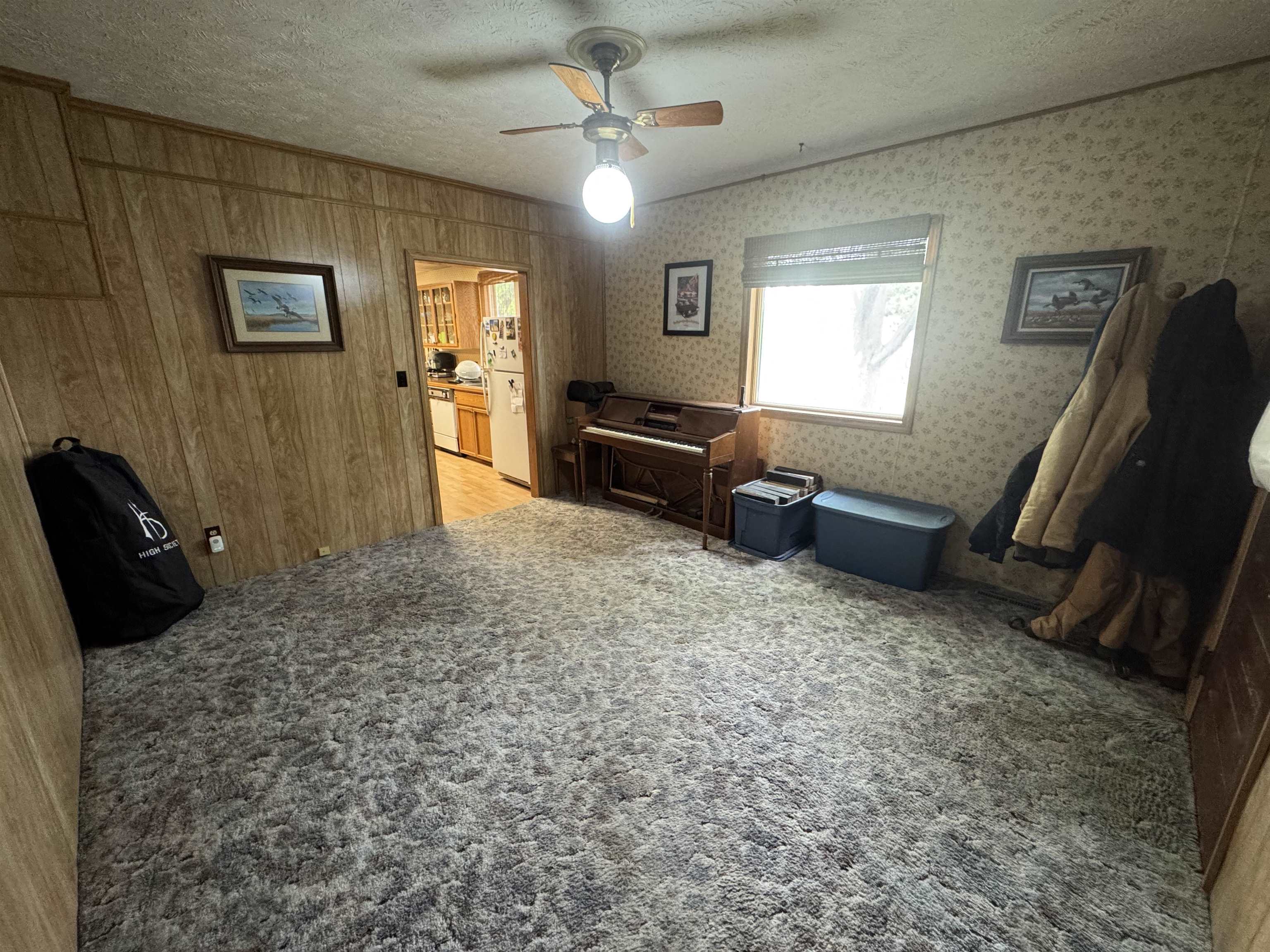 402 S Elm