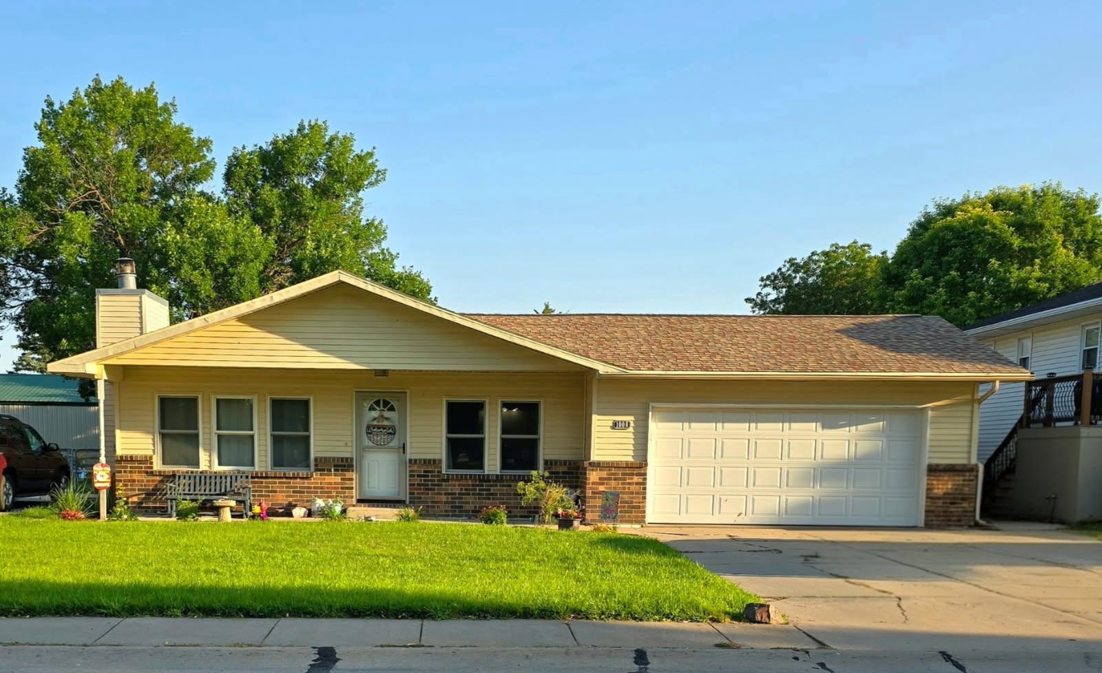 1008 Hackberry Rd