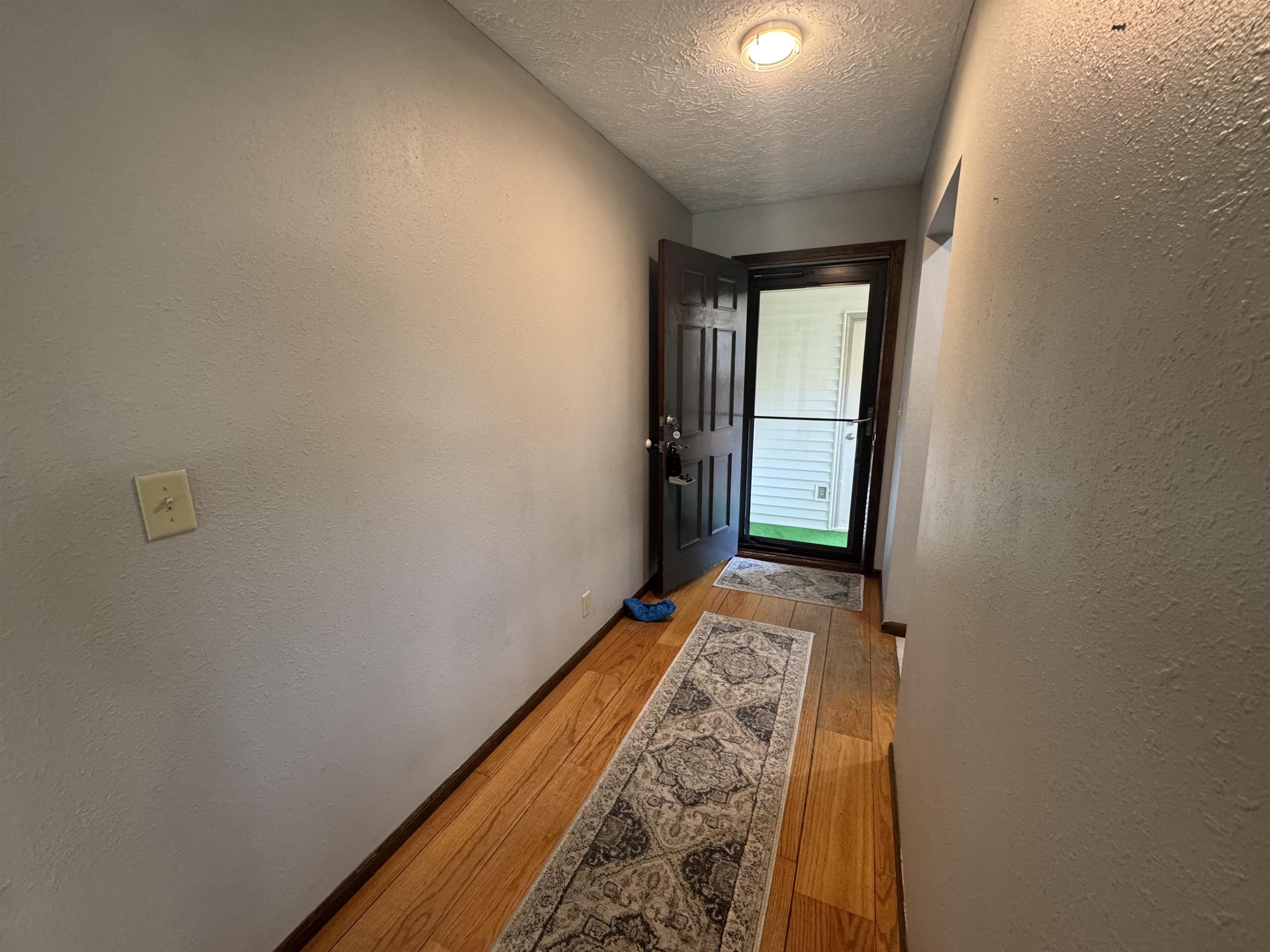 1109 Sandhill Court