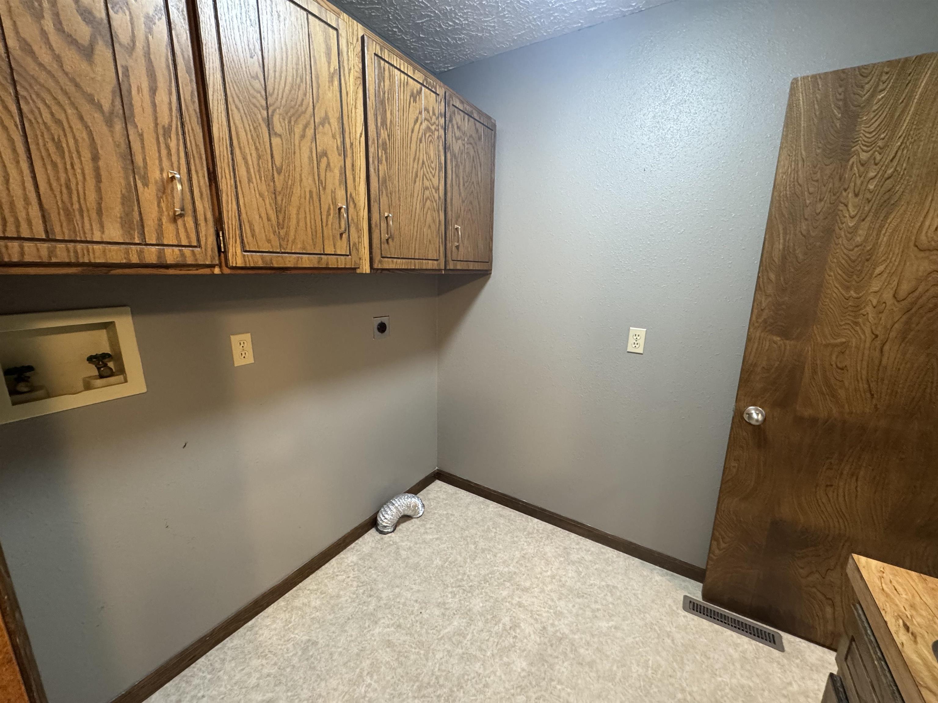 1109 Sandhill Court