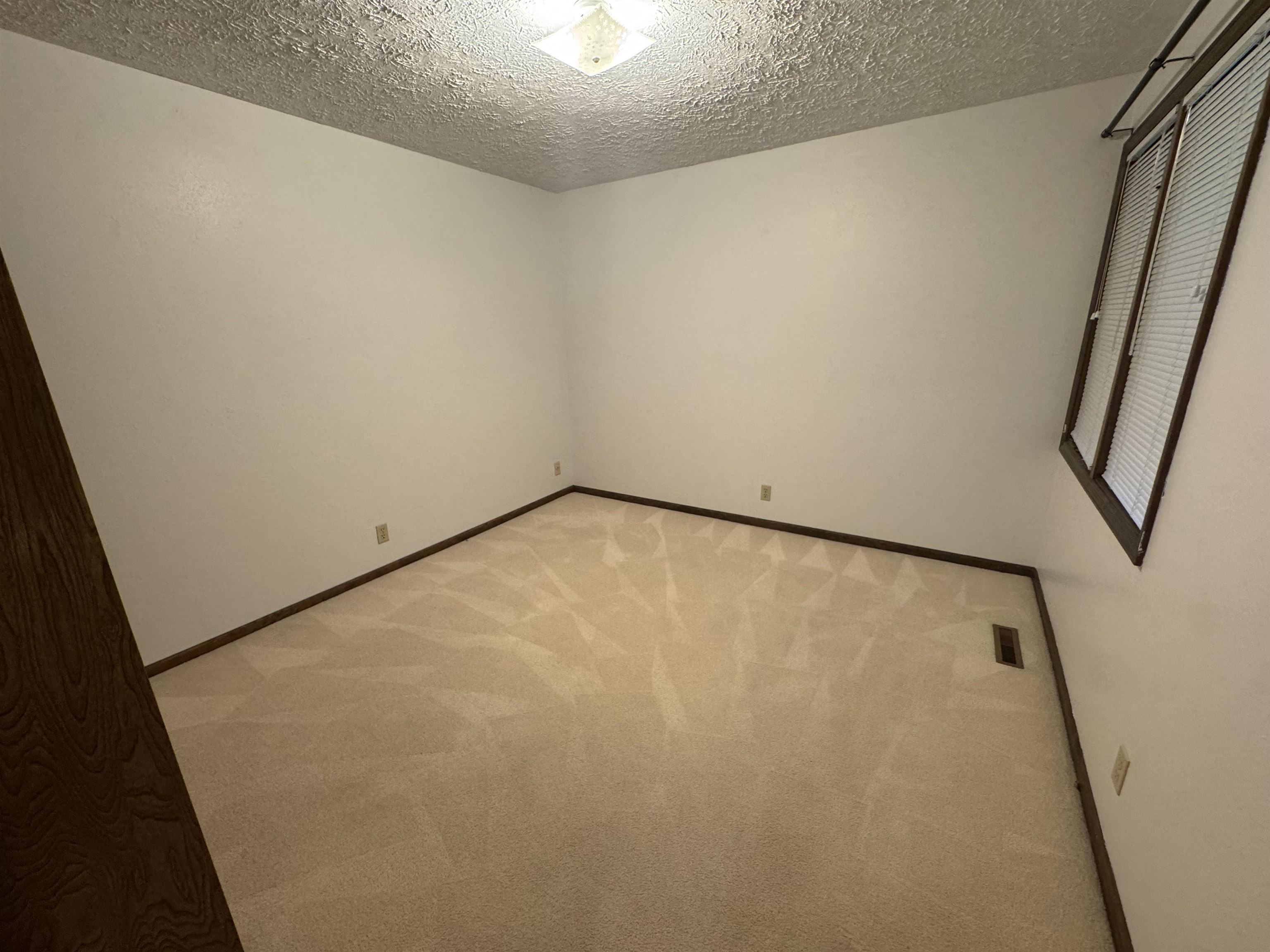 1109 Sandhill Court