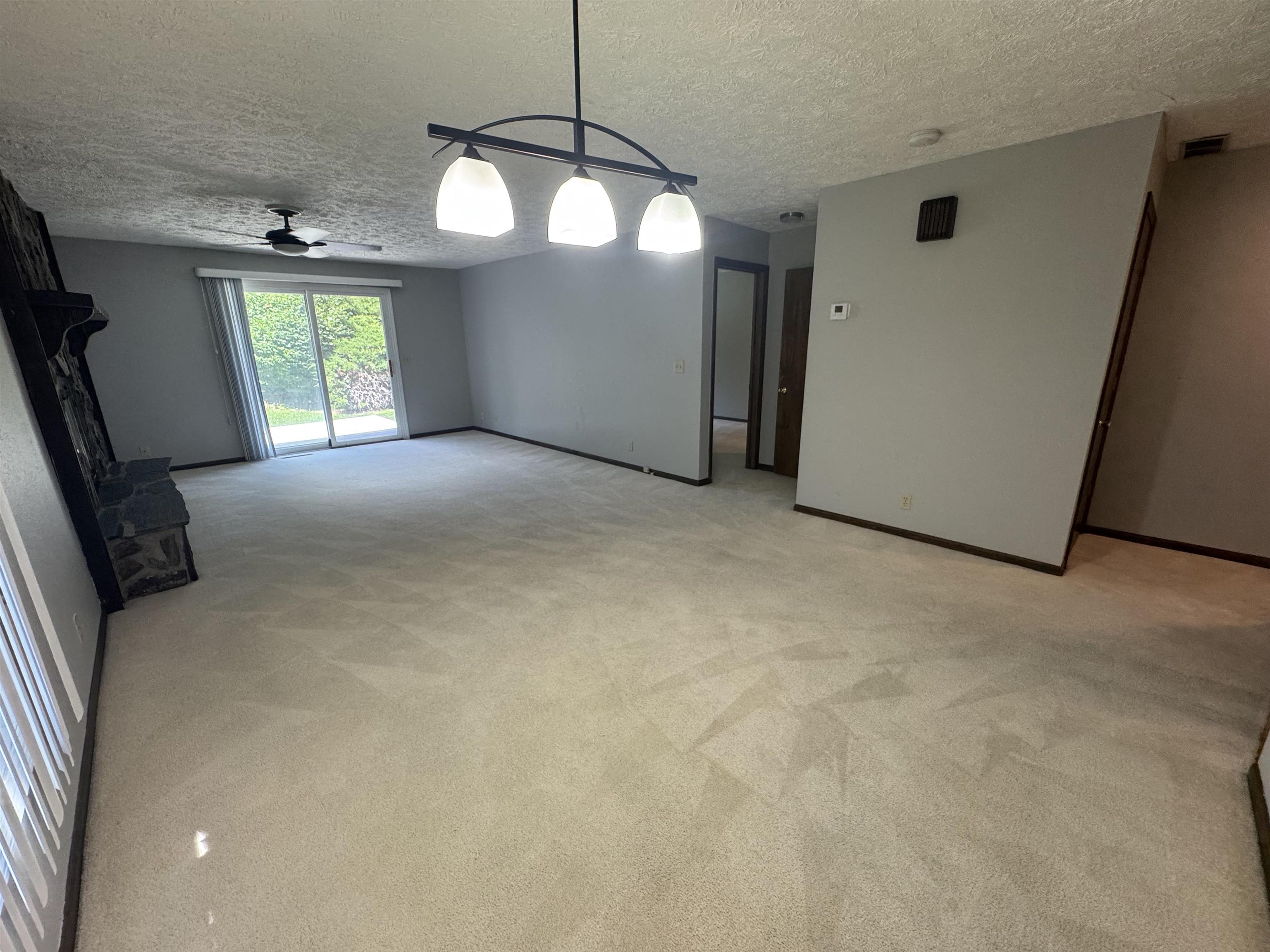 1109 Sandhill Court