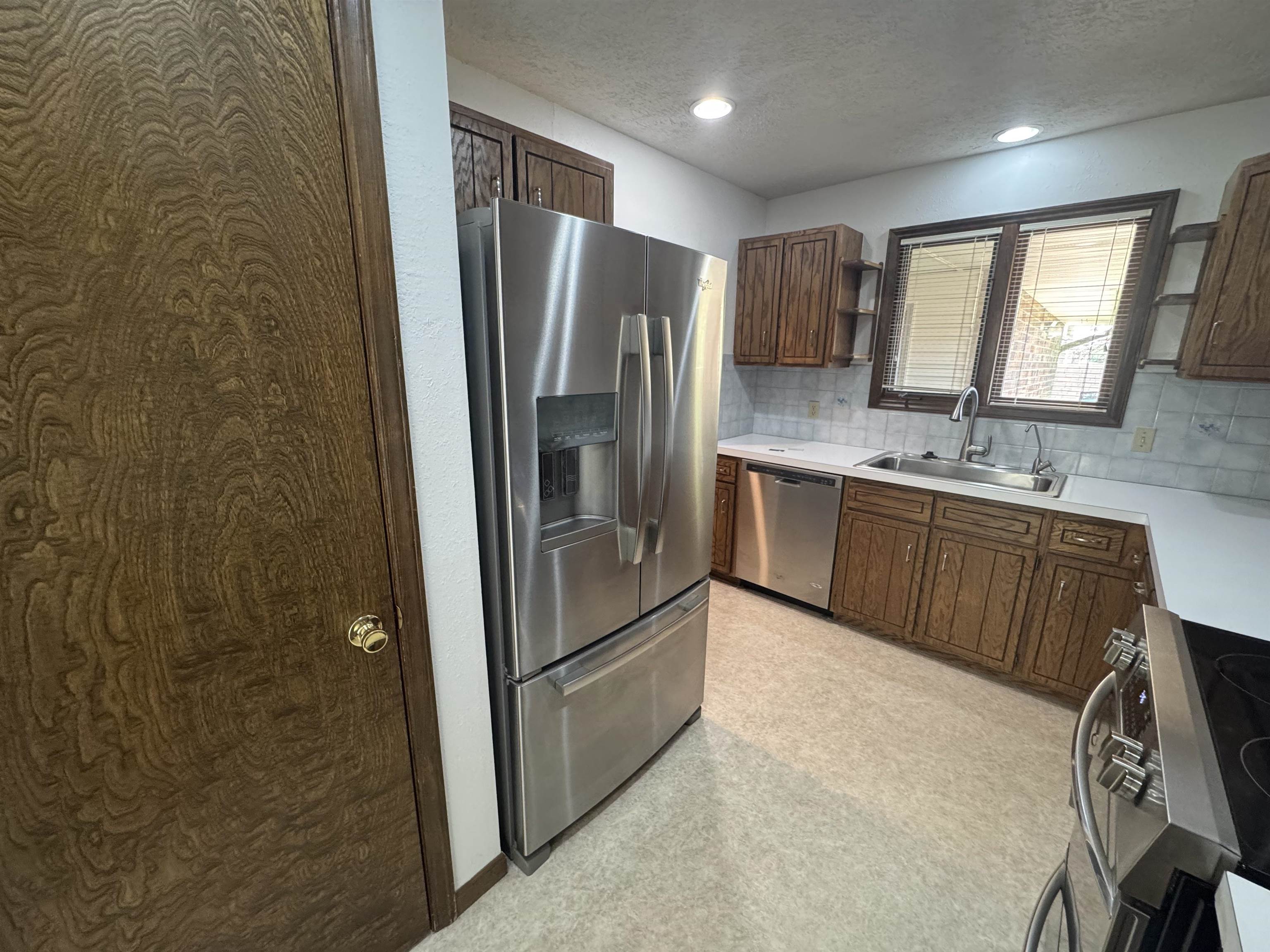 1109 Sandhill Court