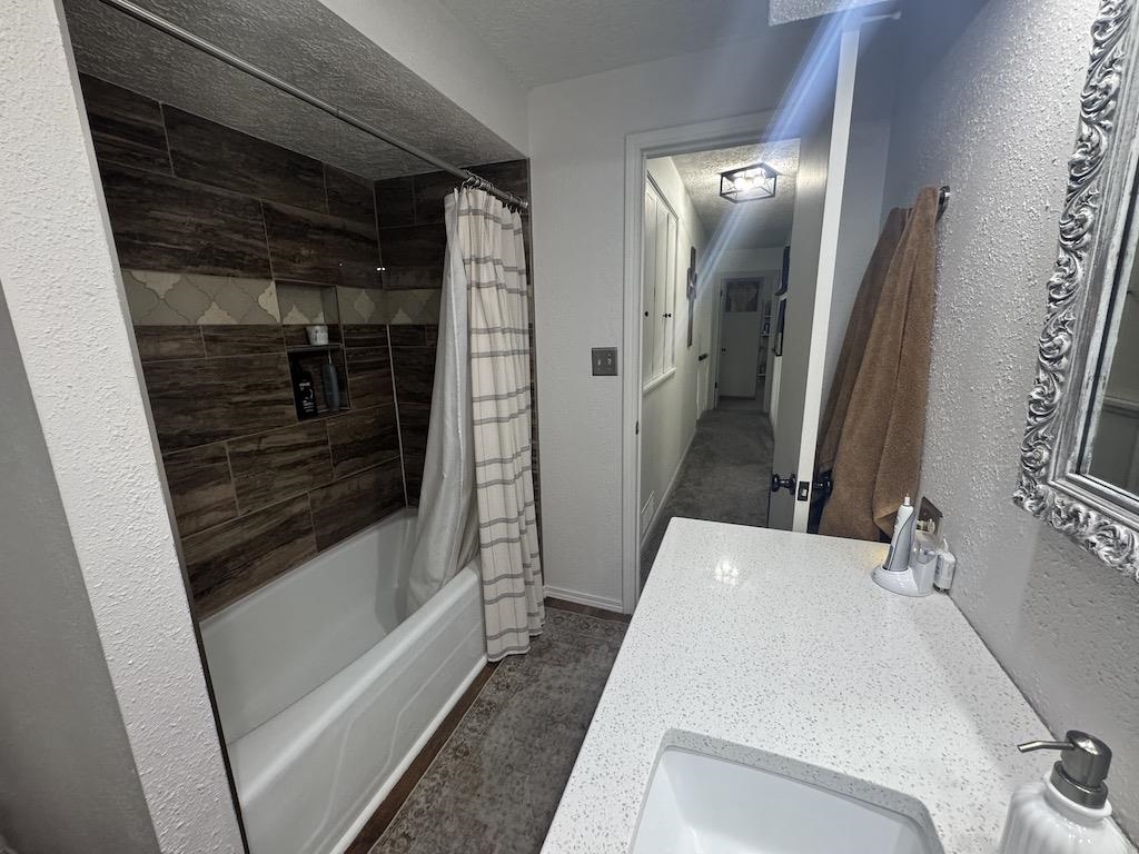 702 Cedarberry Court