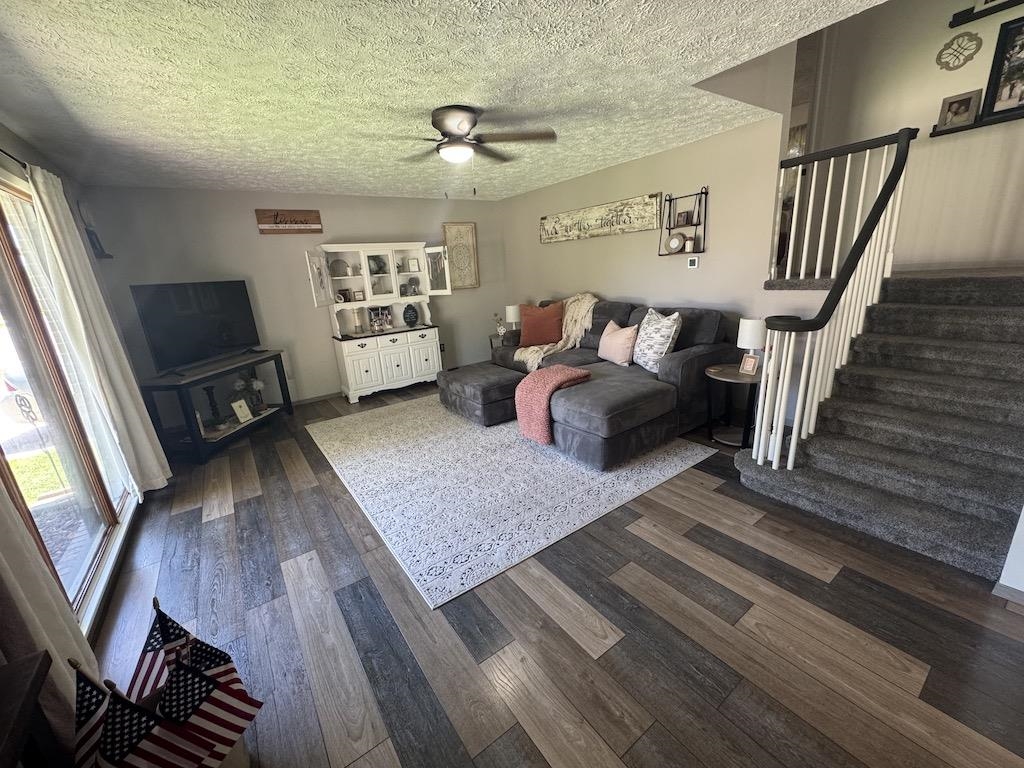 702 Cedarberry Court