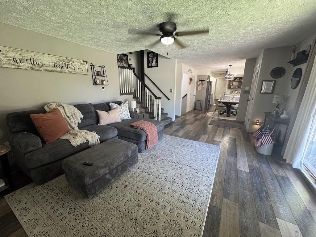702 Cedarberry Court