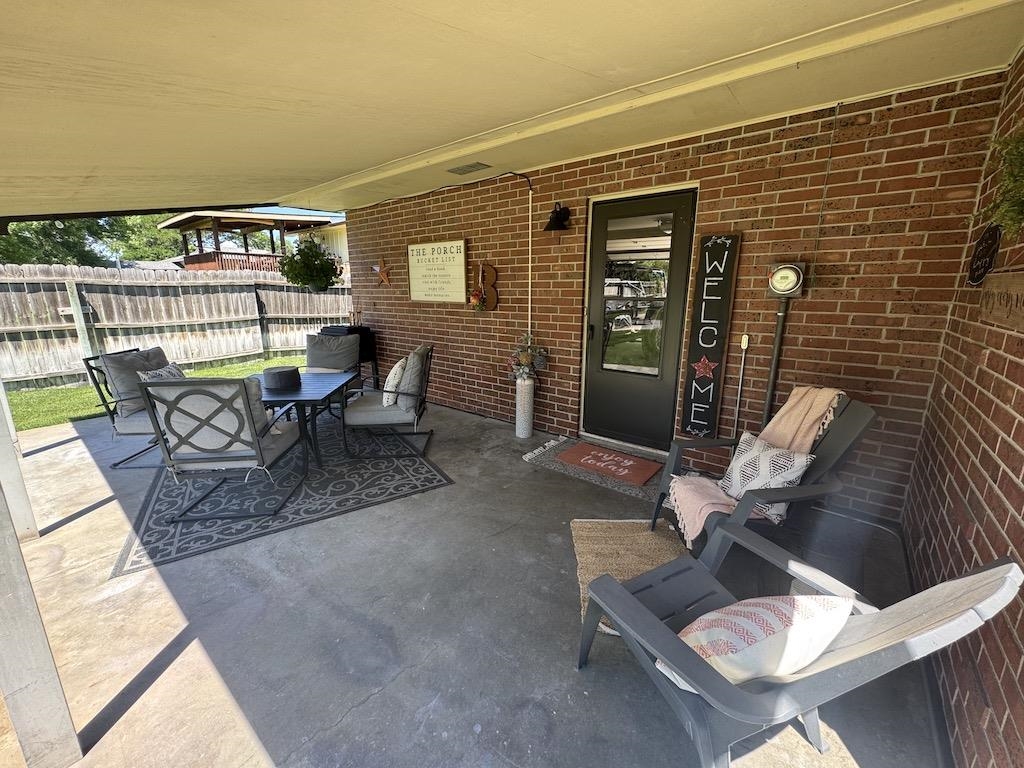 702 Cedarberry Court