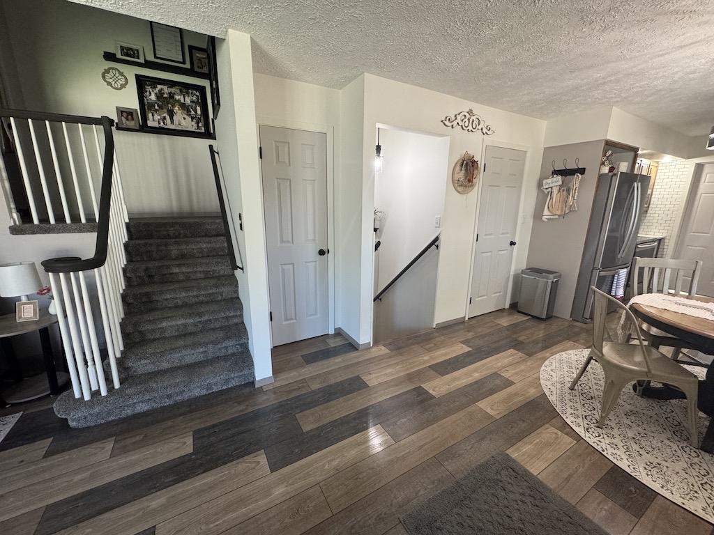 702 Cedarberry Court