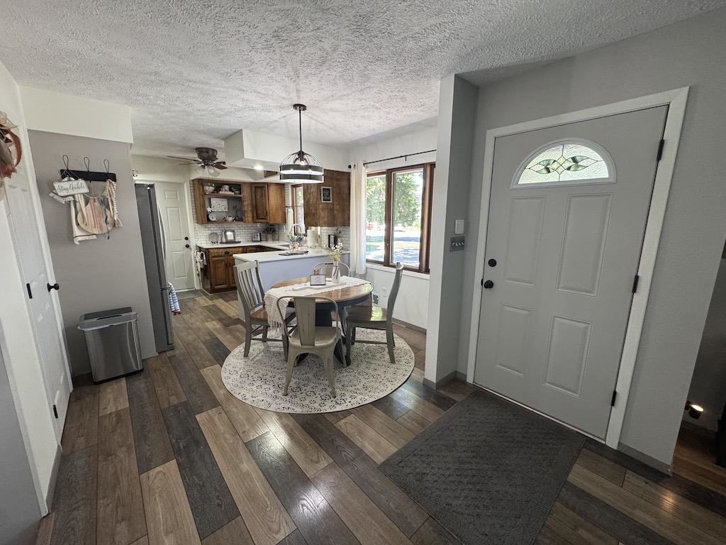 702 Cedarberry Court