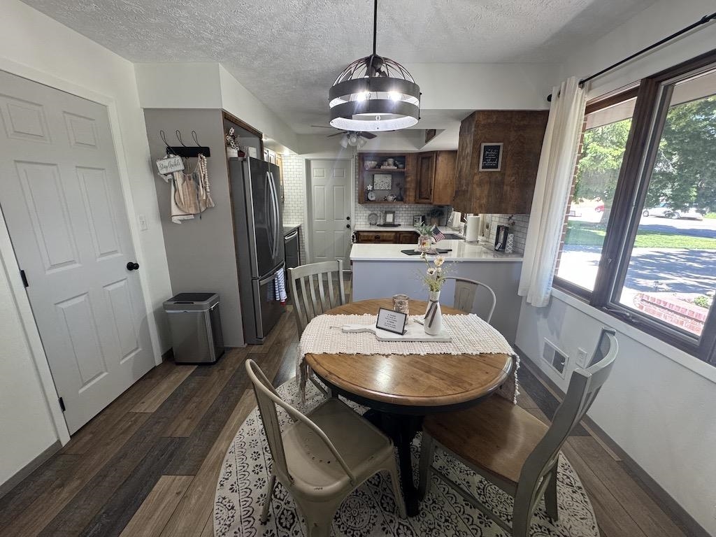 702 Cedarberry Court