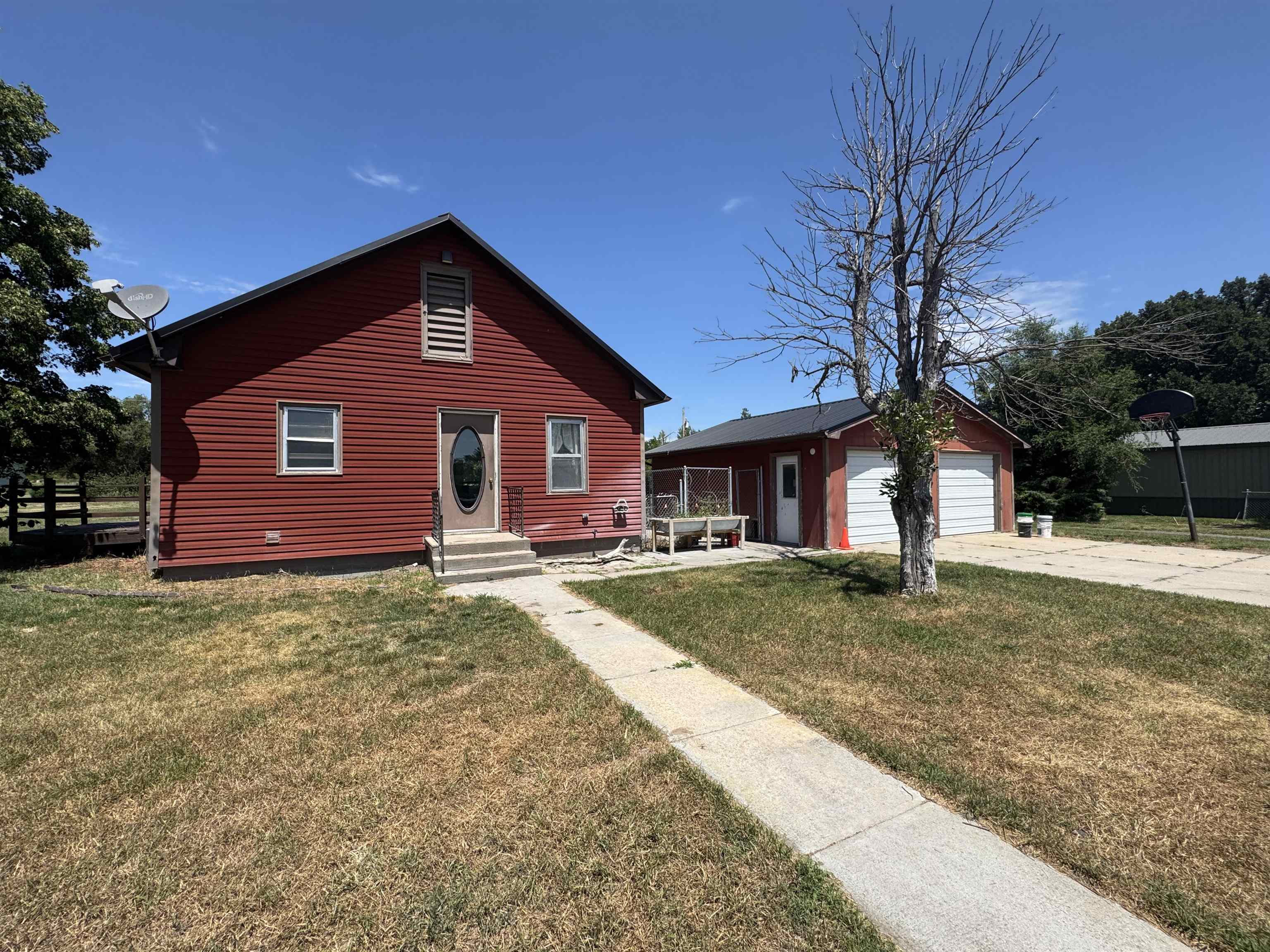1015 N County Road