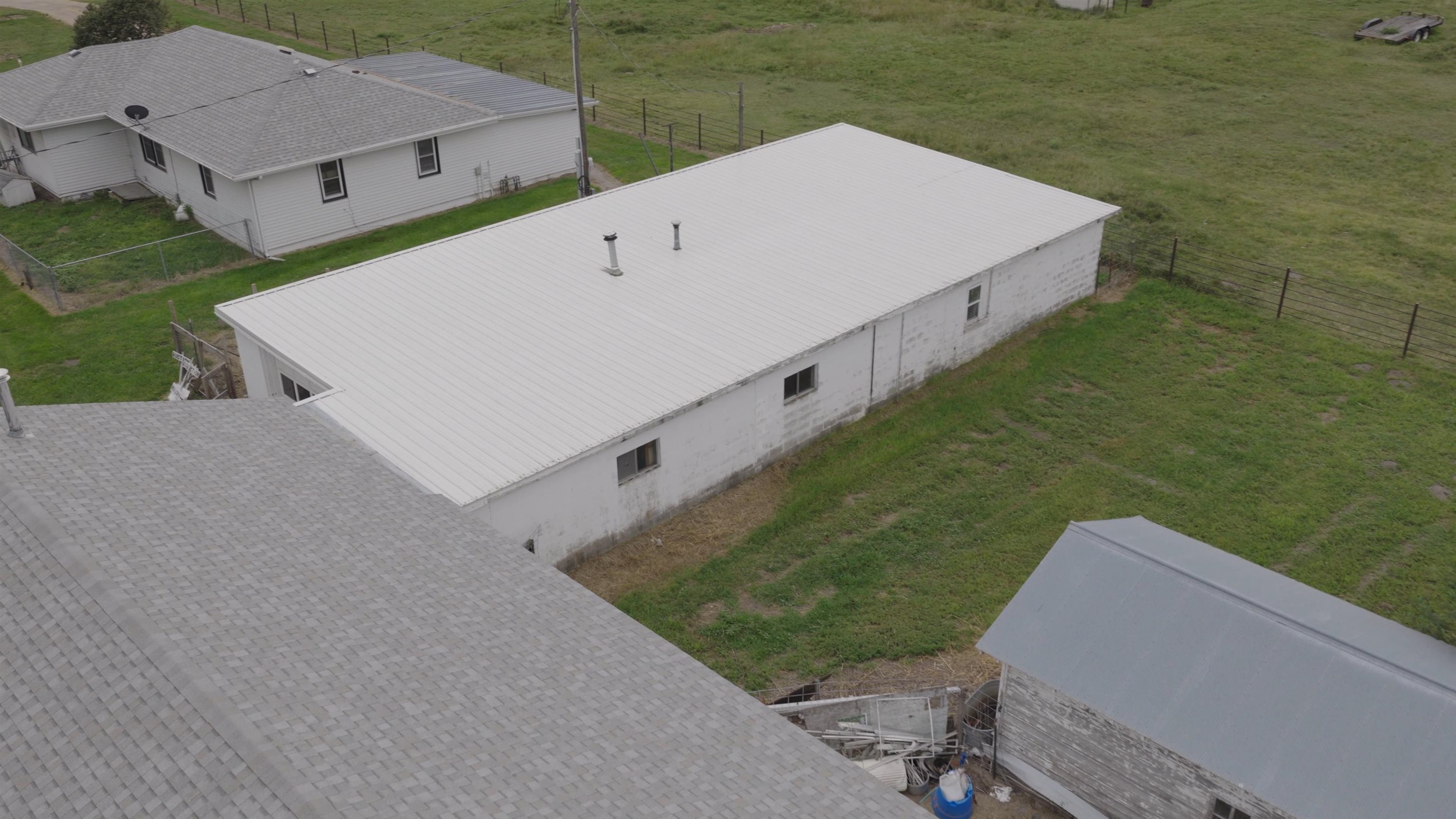 129 E North River Rd