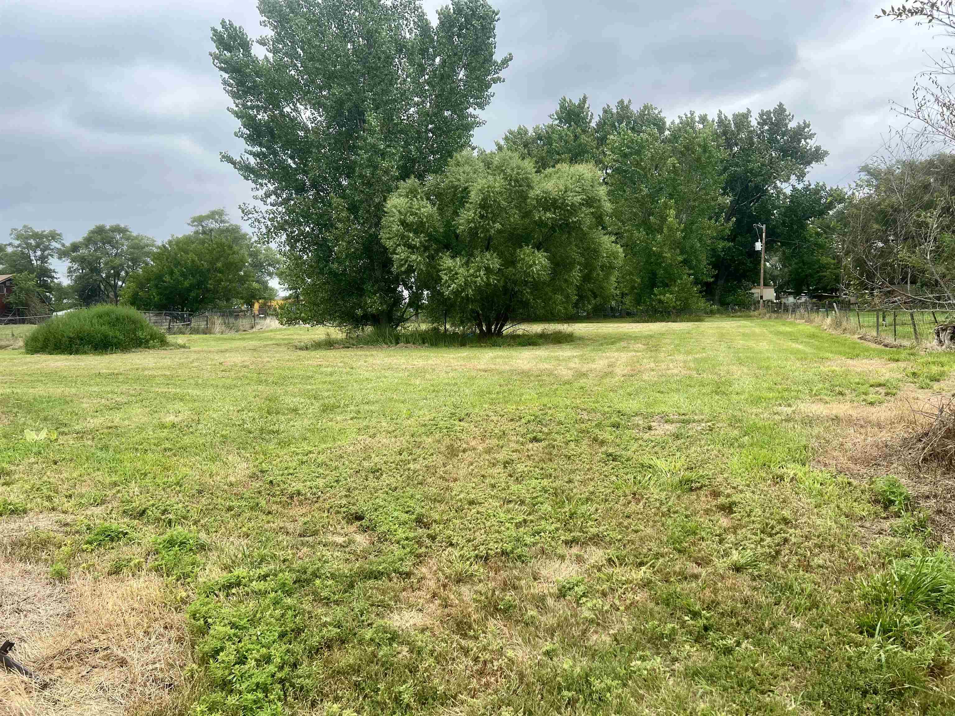 129 E North River Rd