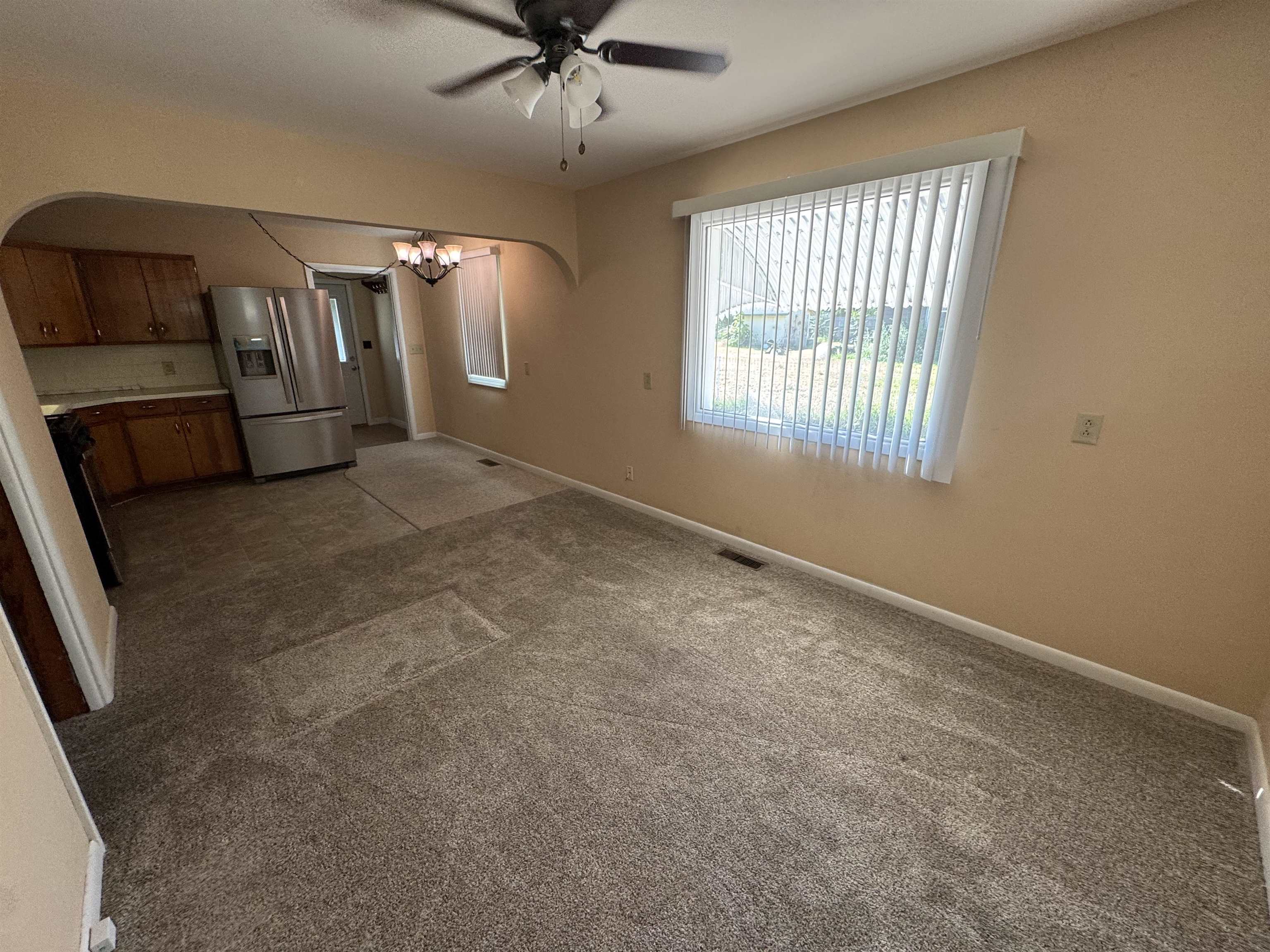 1607 N Sheridan Avenue