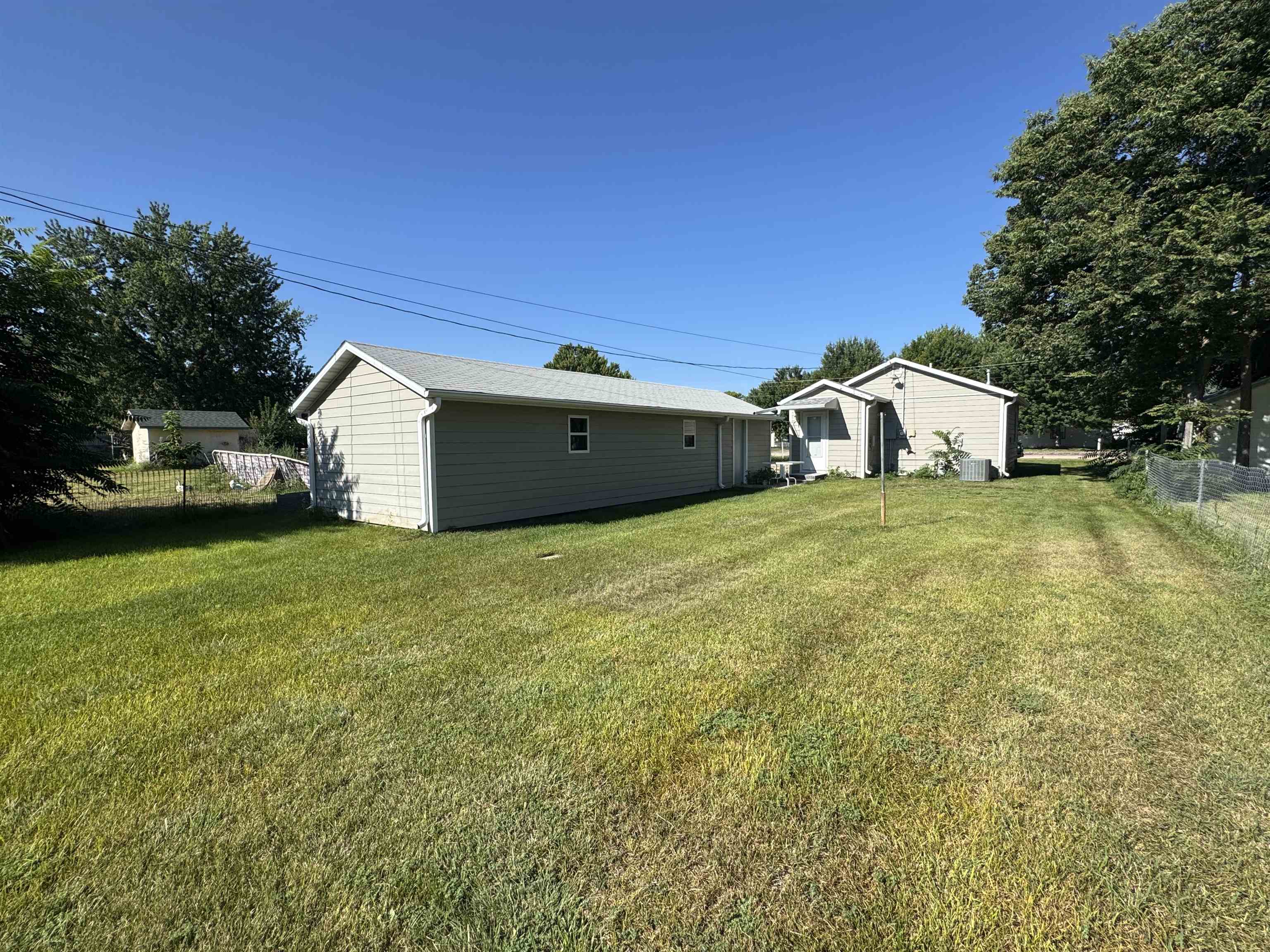 1607 N Sheridan Avenue