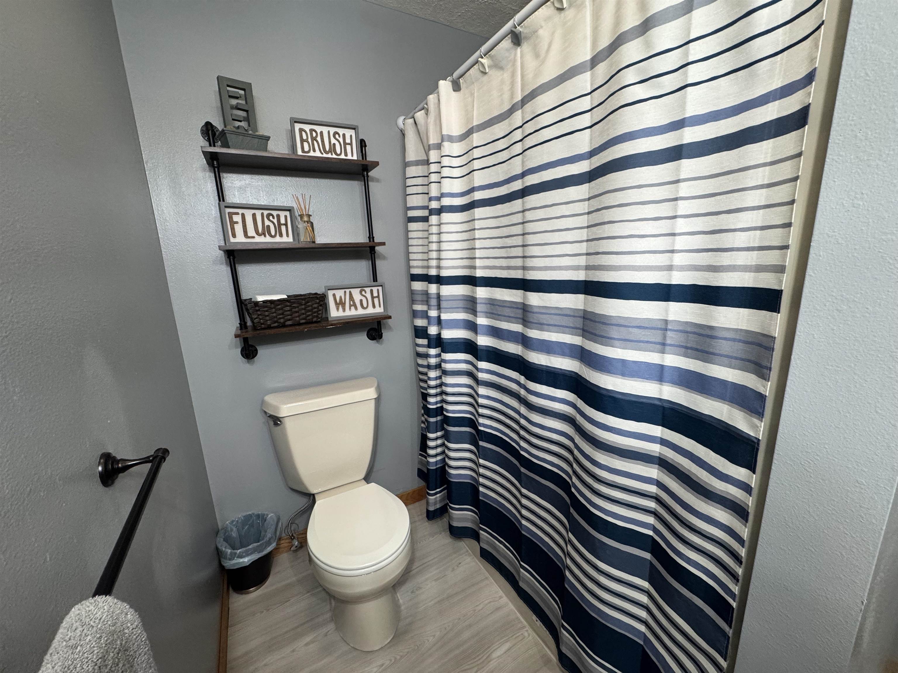 240 King Fisher Cove