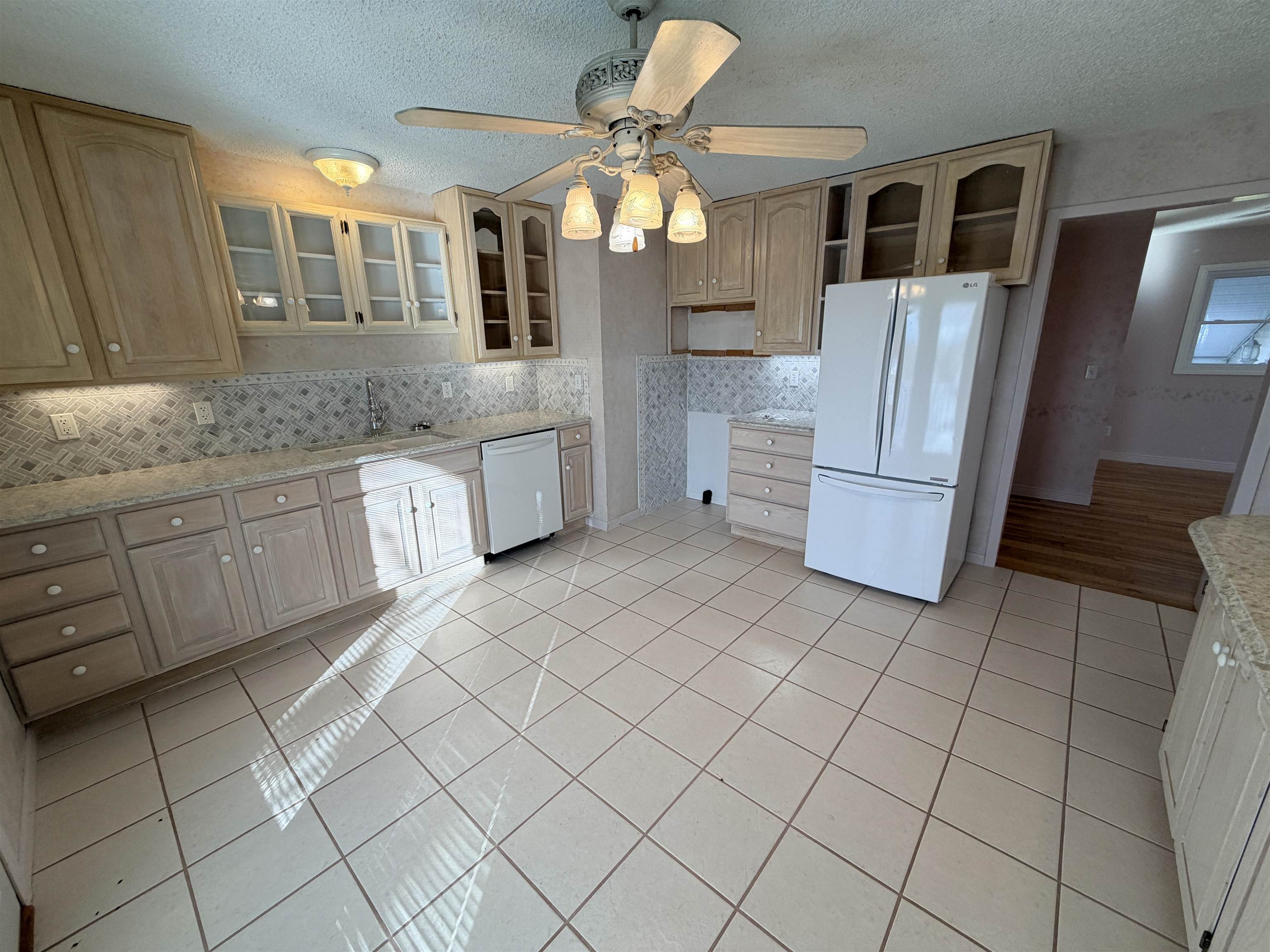 1049 Keystone Roscoe Road