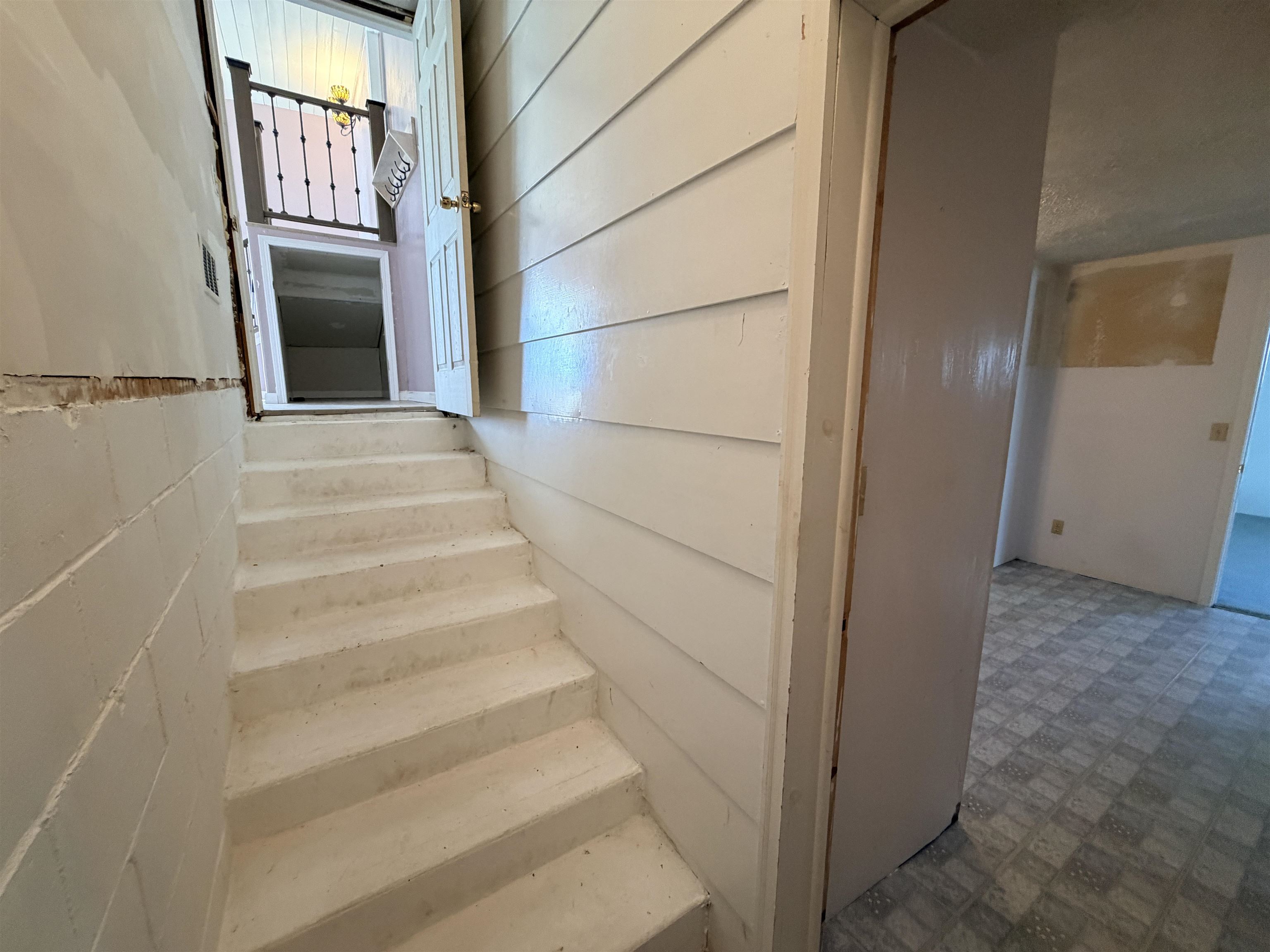 1049 Keystone Roscoe Road