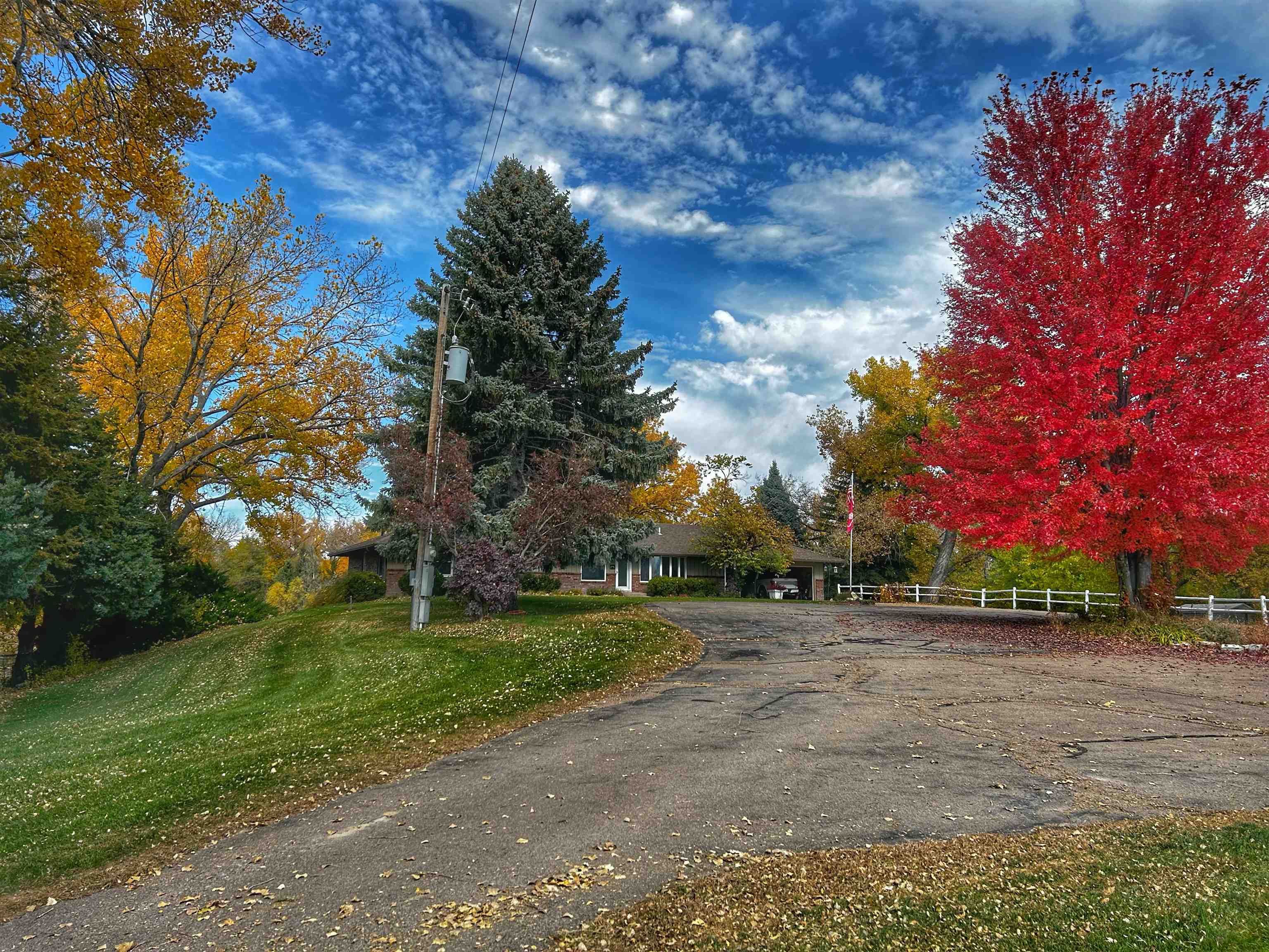 8515 W Foothill Road