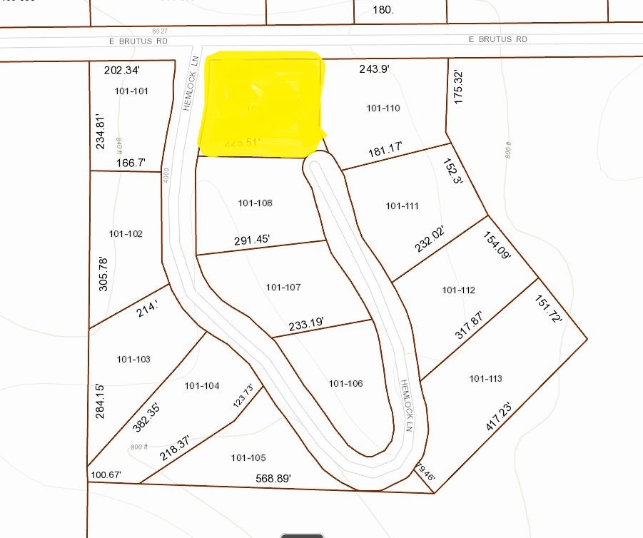 00 Hemlock Lane