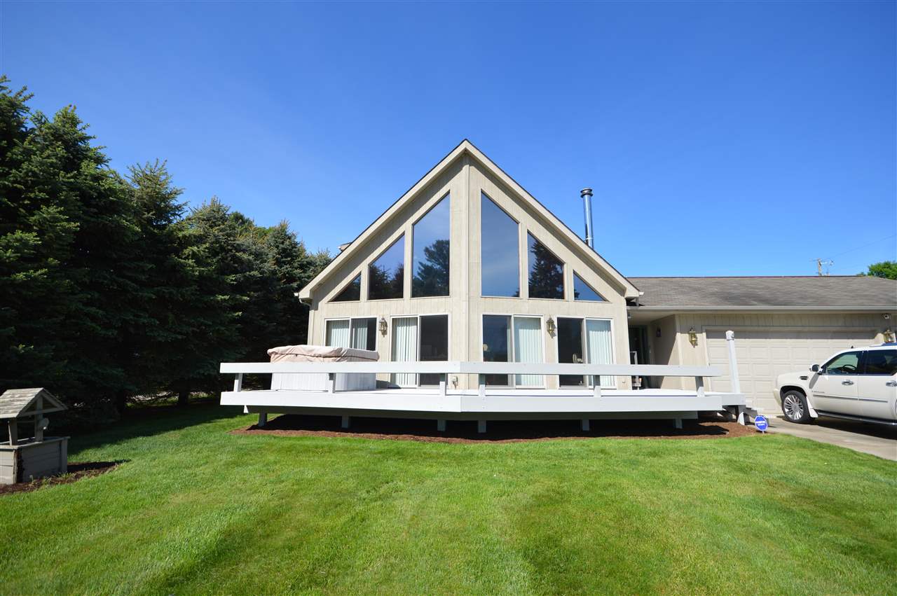 05710 Lakeshore Road