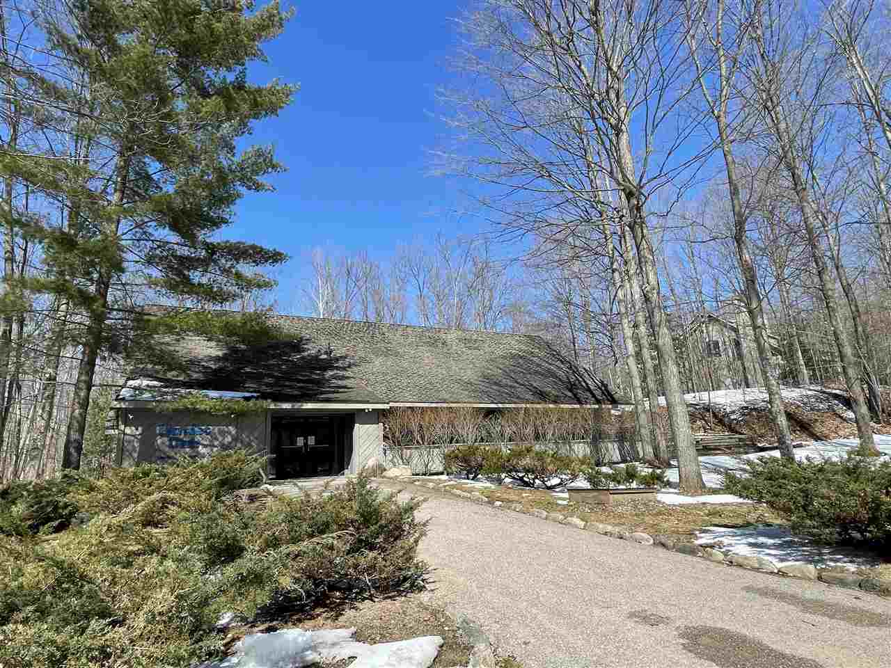 6141 Wintergreen Drive