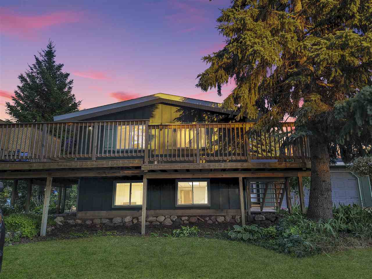 Meet the Real Estate One Charlevoix team