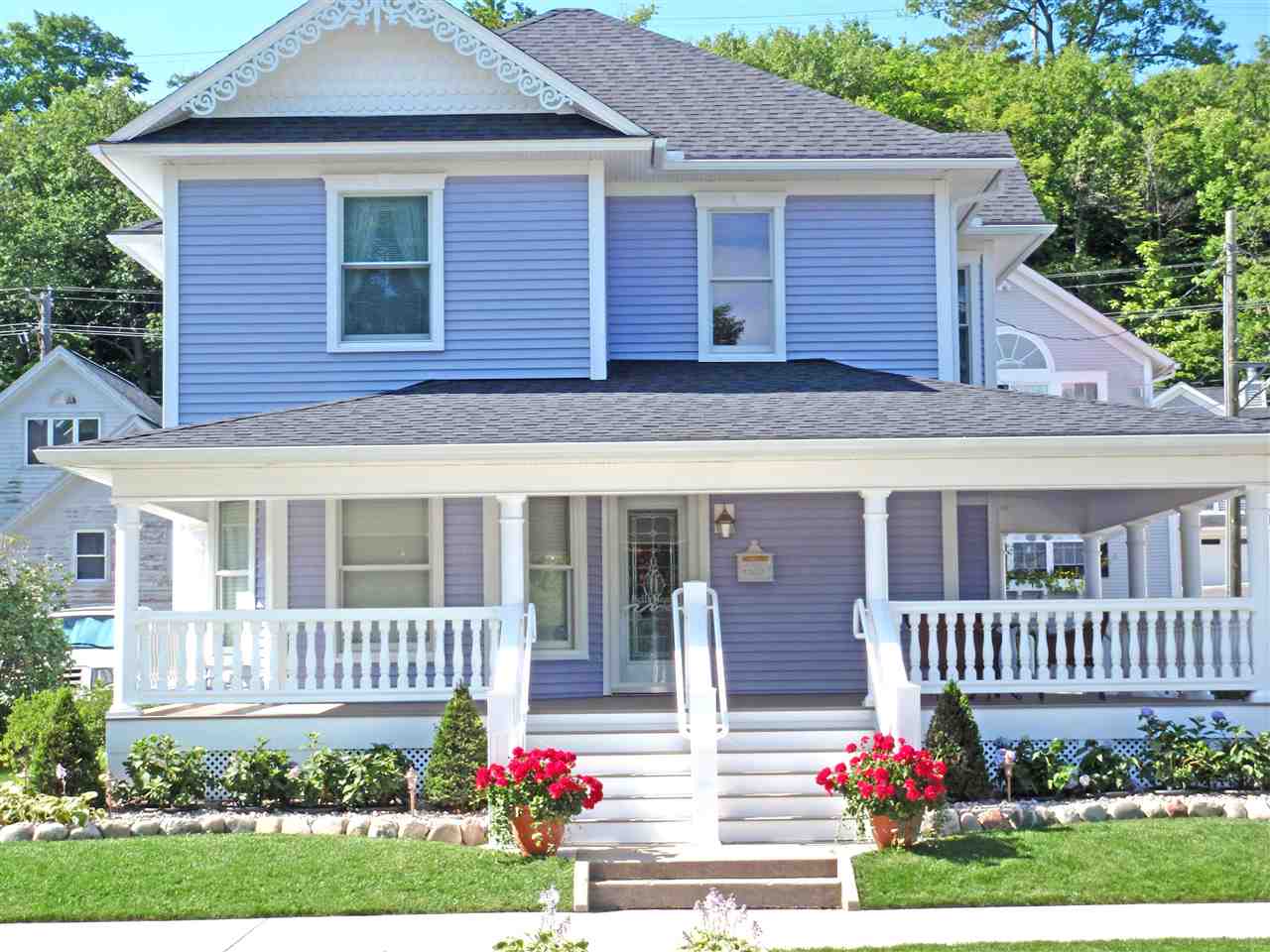 MLS 470731 - 397 E Main , Harbor Springs, MI