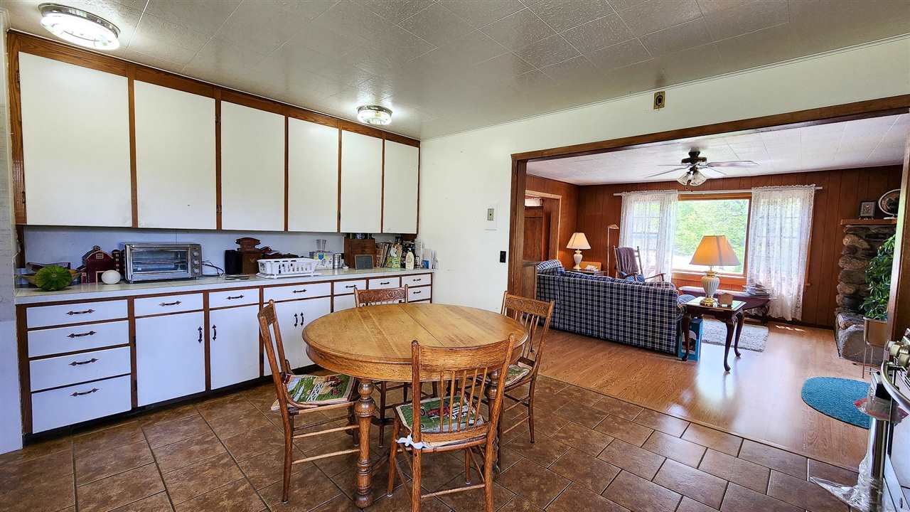 9400 W Robinson Road