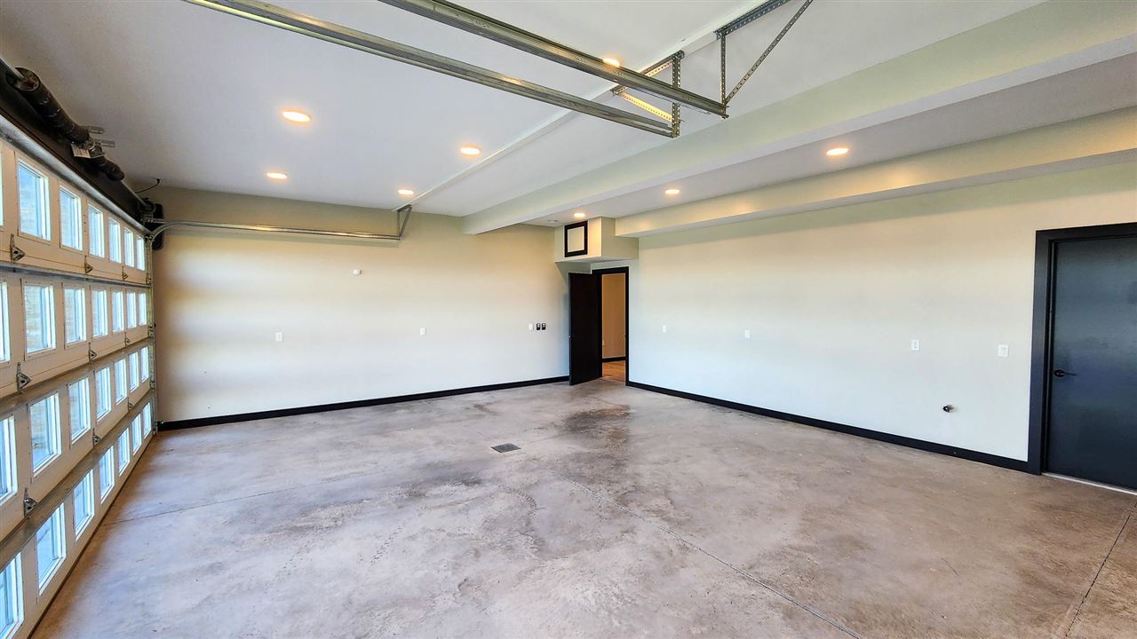 616 N Ontario