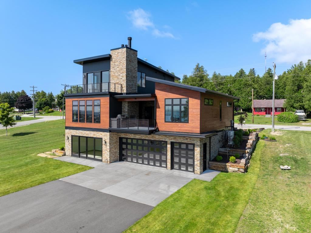 616 N Ontario