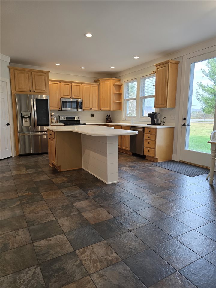 7190 Rolling Meadow Trail