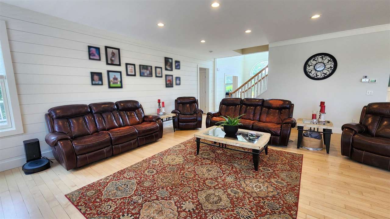 7190 Rolling Meadow Trail