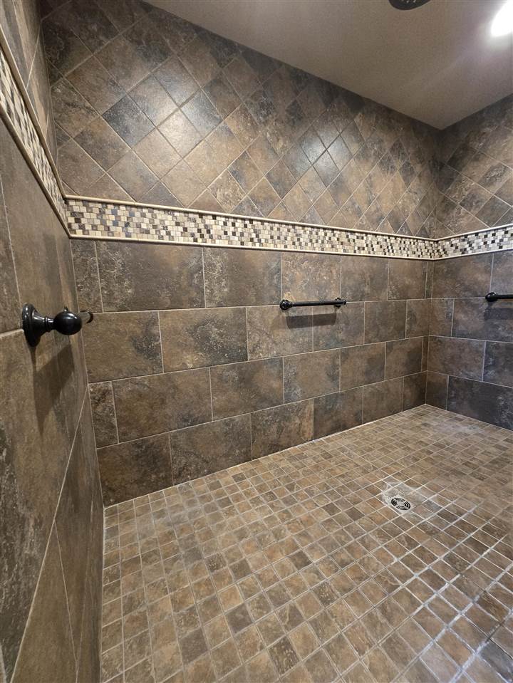 7190 Rolling Meadow Trail