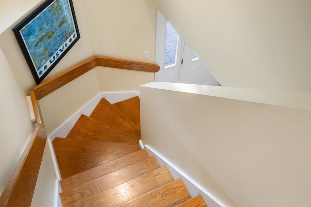 645 Woodhill Court