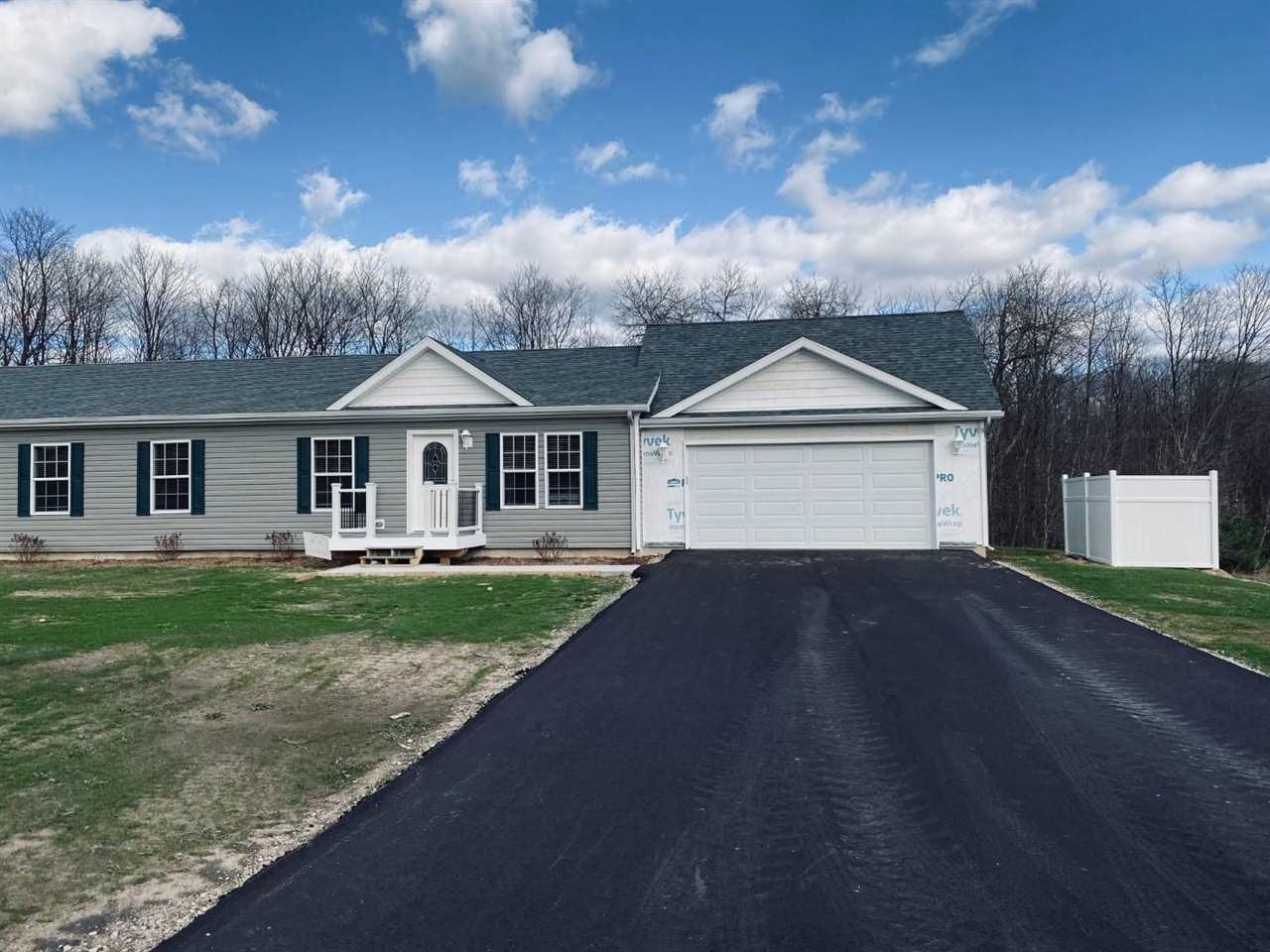 3929 Leslie Lane