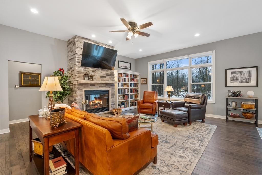 4855 Turfway Trail