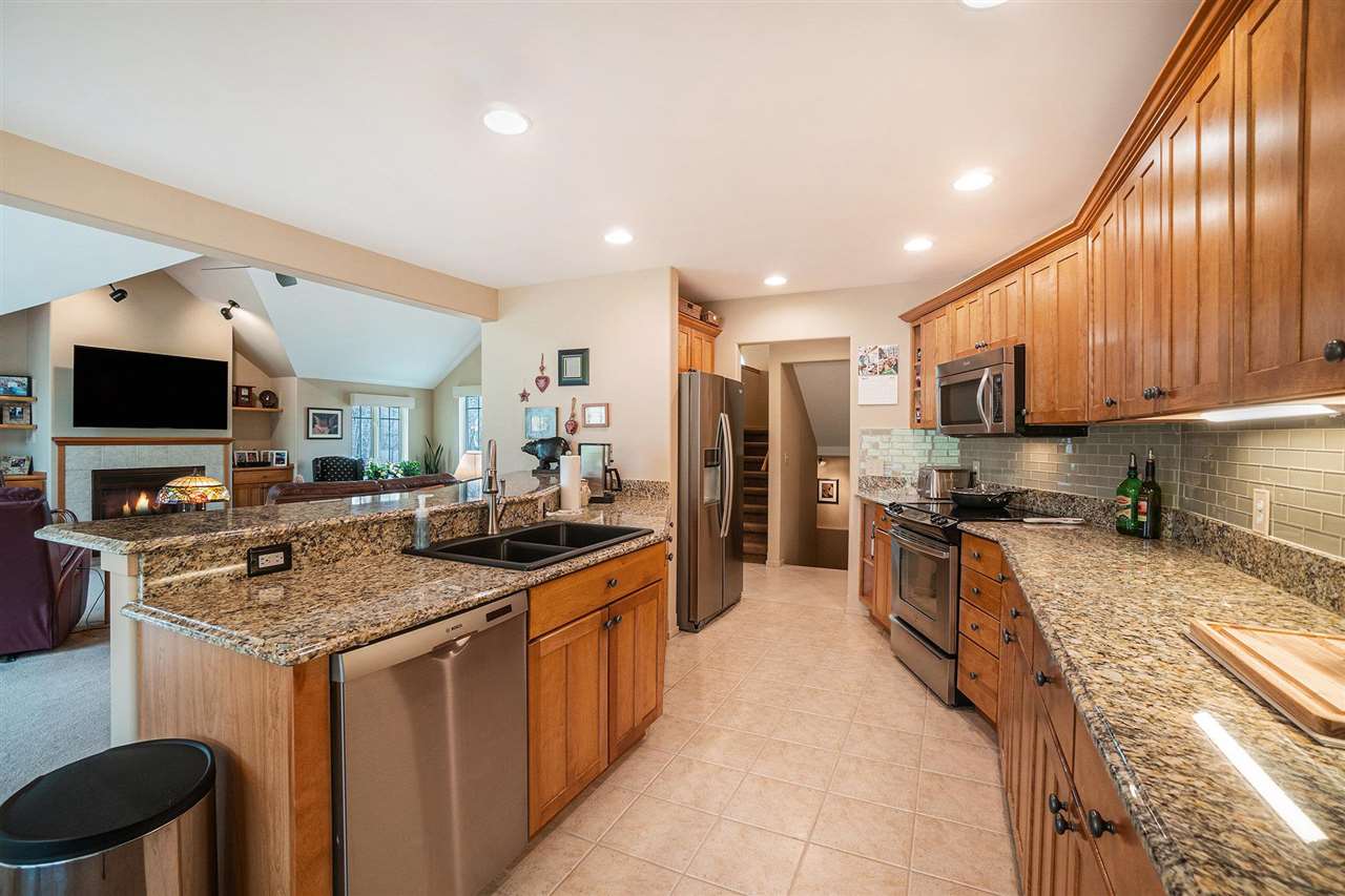 5284 Greystone Court 19