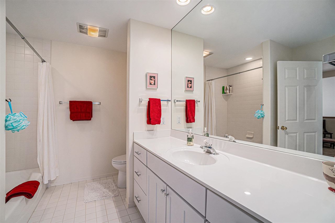 5284 Greystone Court 19