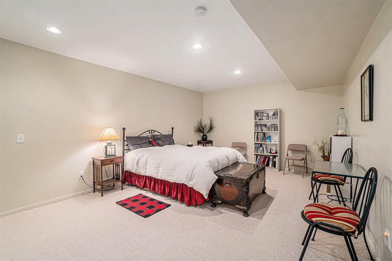 5284 Greystone Court 19