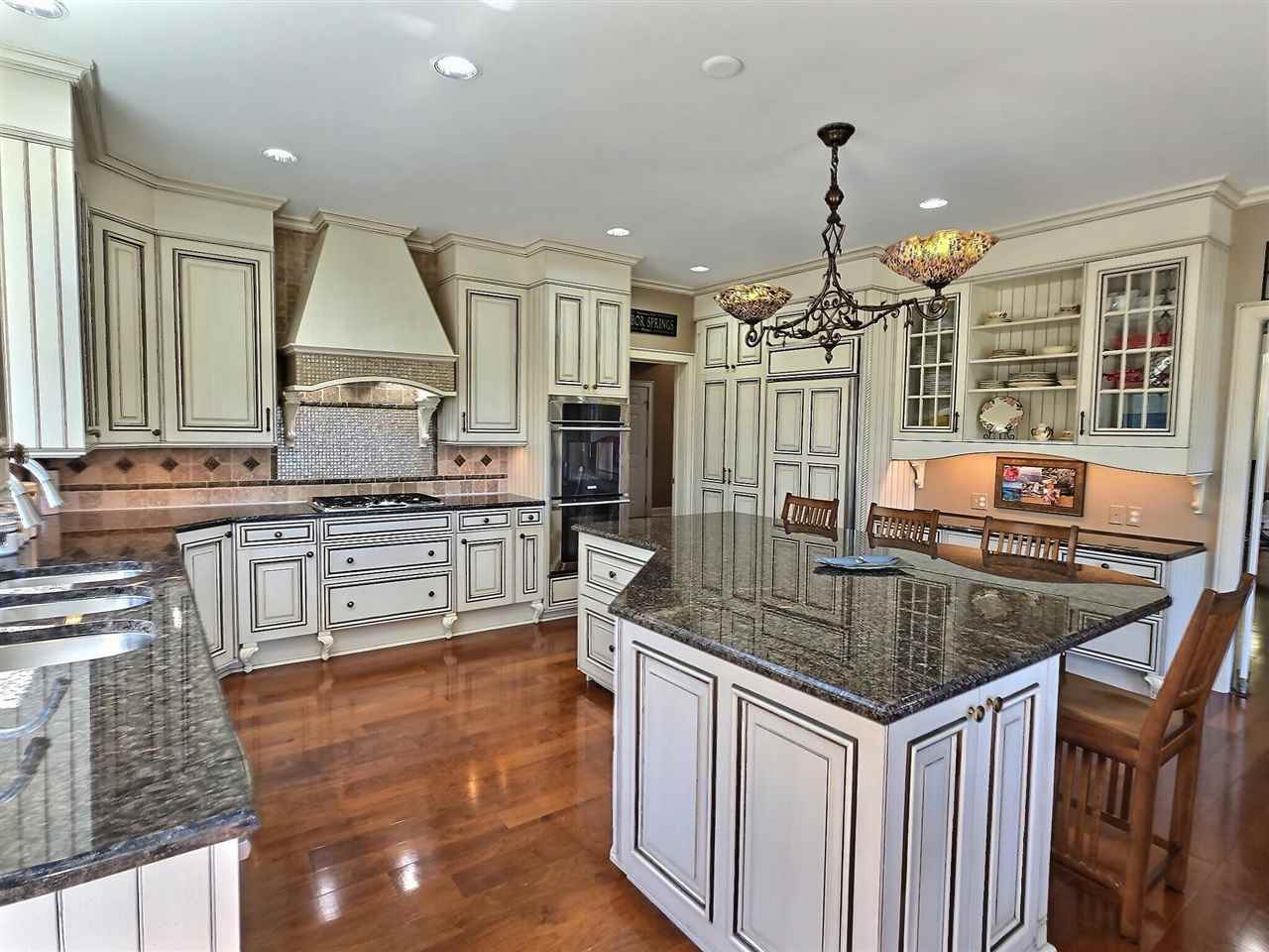 2286 Pinecrest