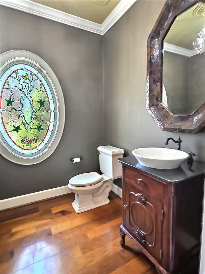 2286 Pinecrest