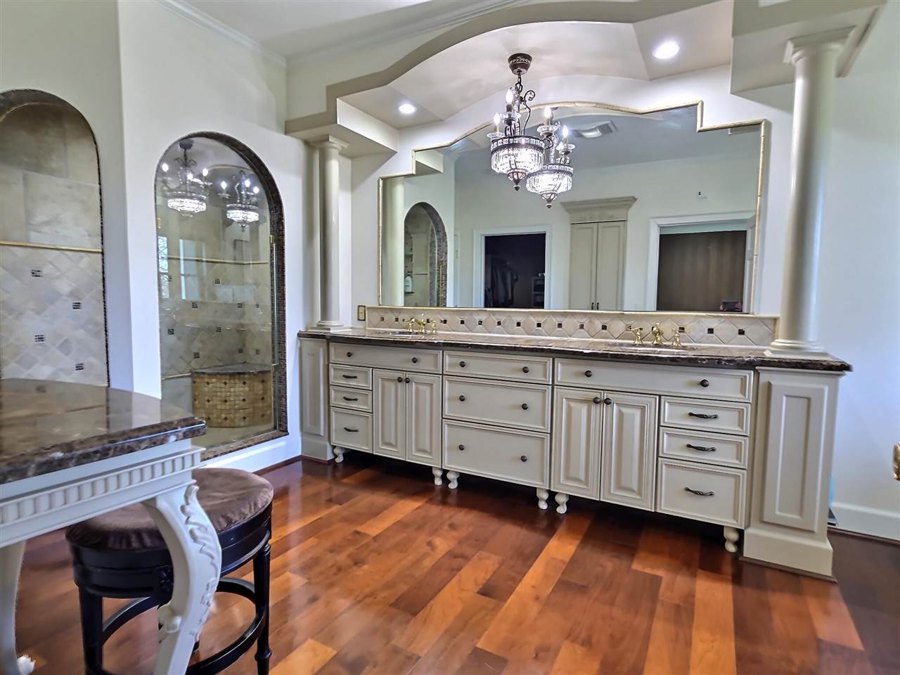 2286 Pinecrest