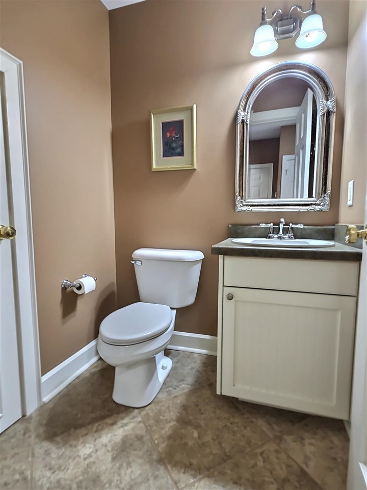 2286 Pinecrest