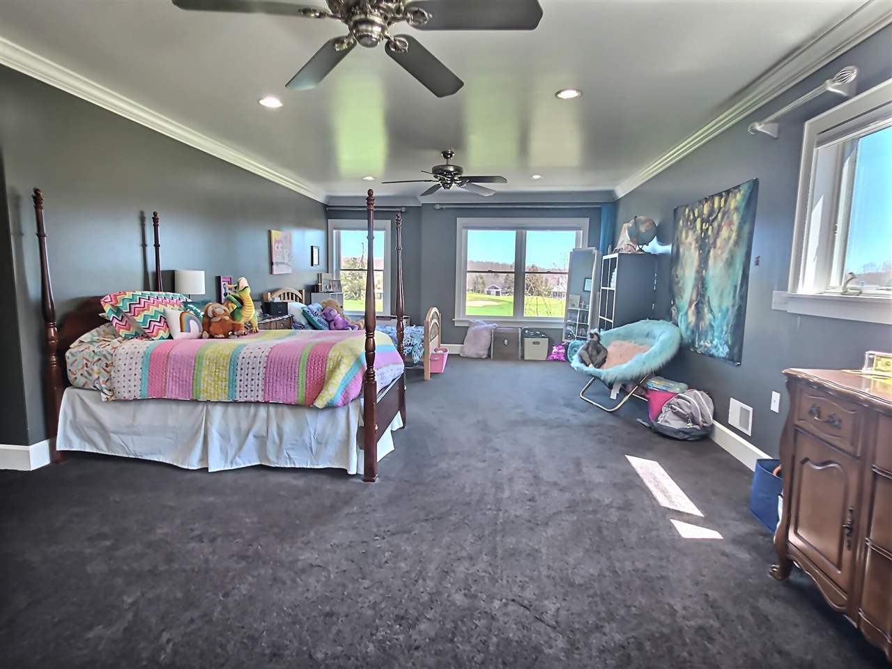 2286 Pinecrest